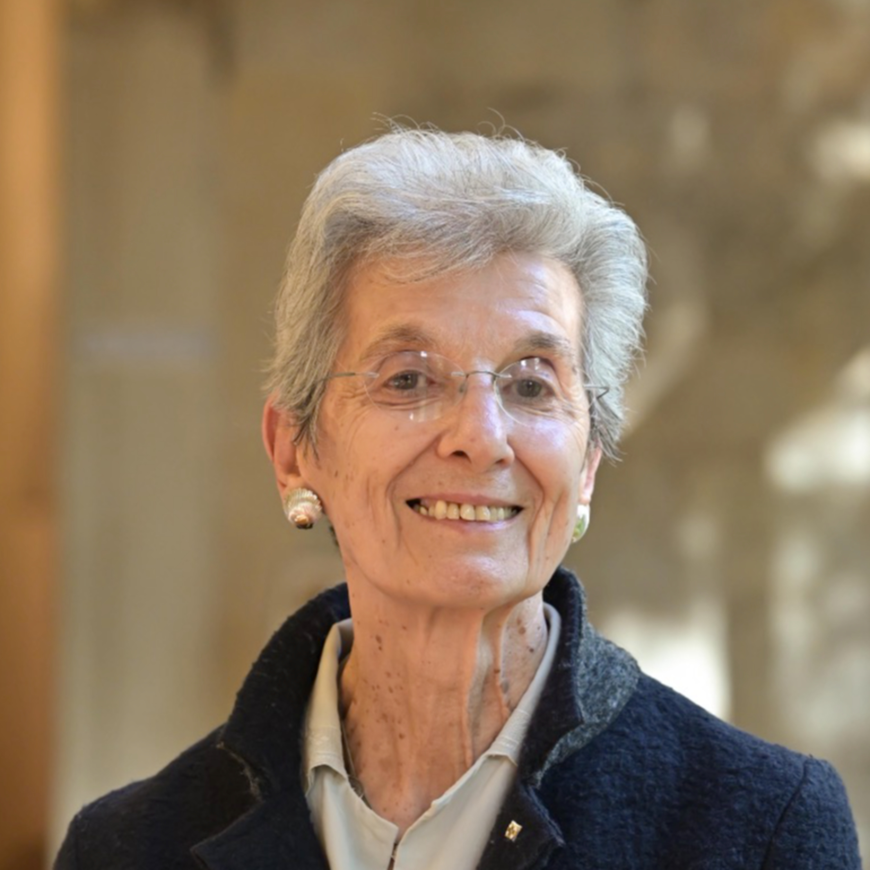 Chiara Saraceno - La famiglia naturale non esiste - Rinascimento Culturale