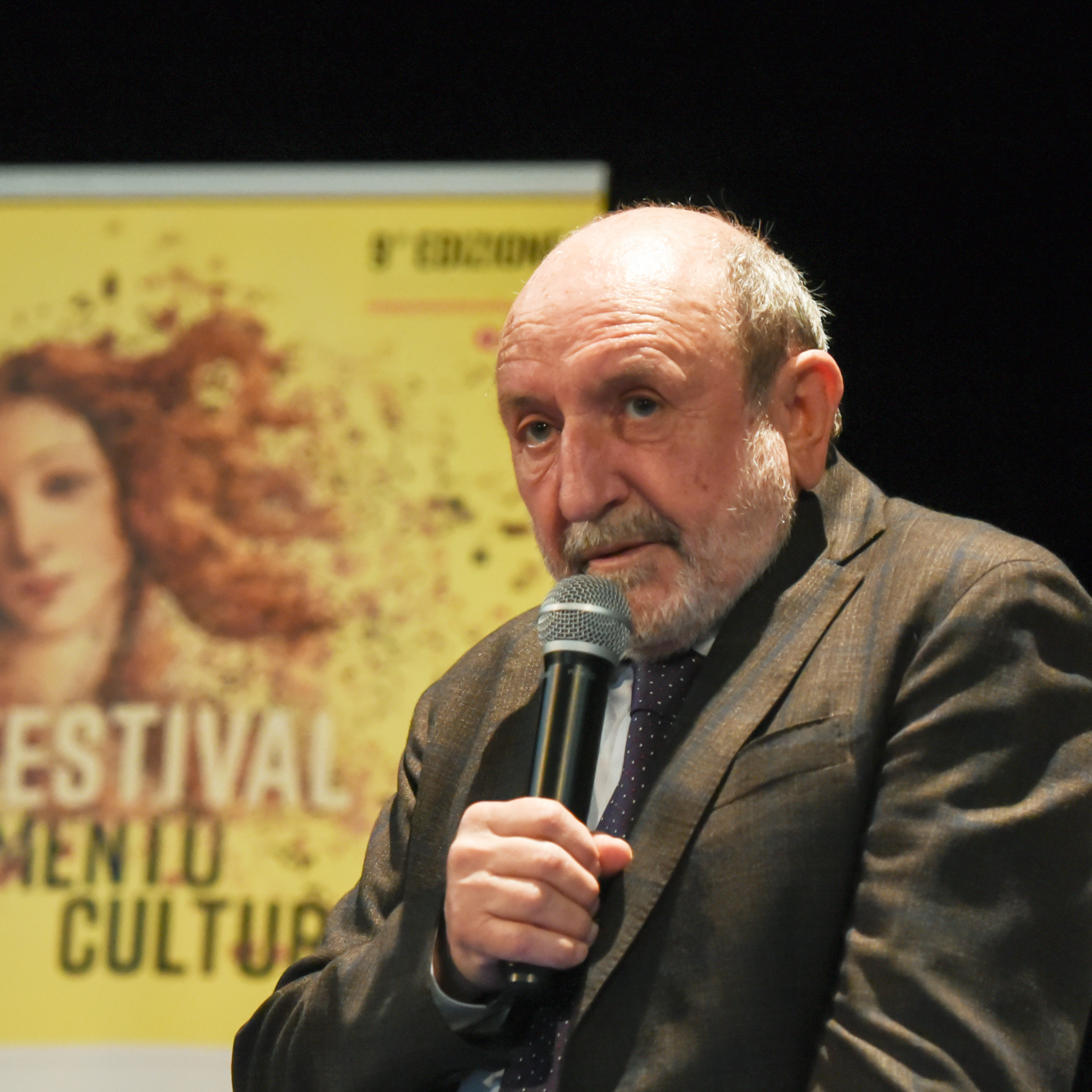 Umberto Galimberti - Io e l'altro: le relazioni nel tempo presente - Rinascimento Culturale Podcast