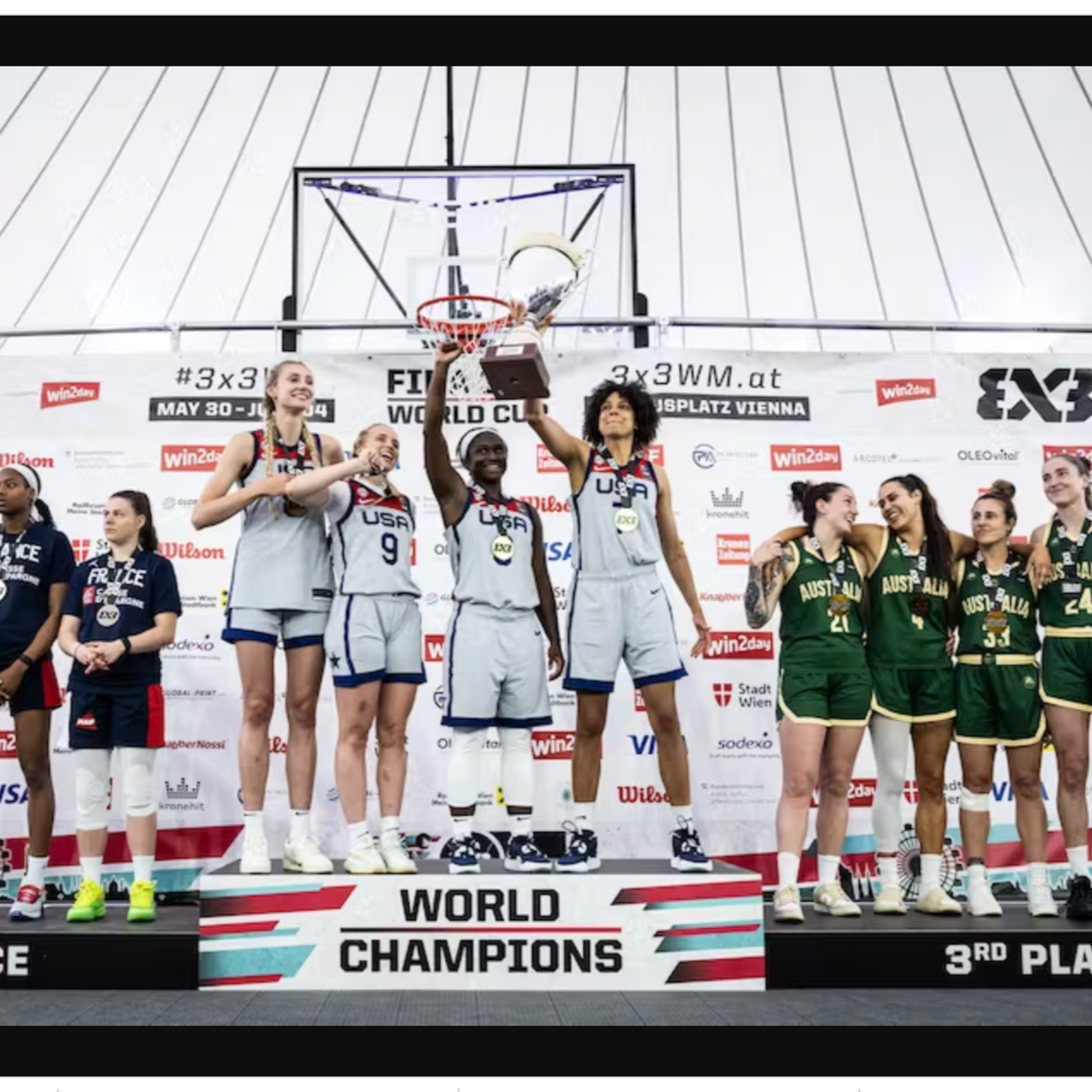 3x3 live