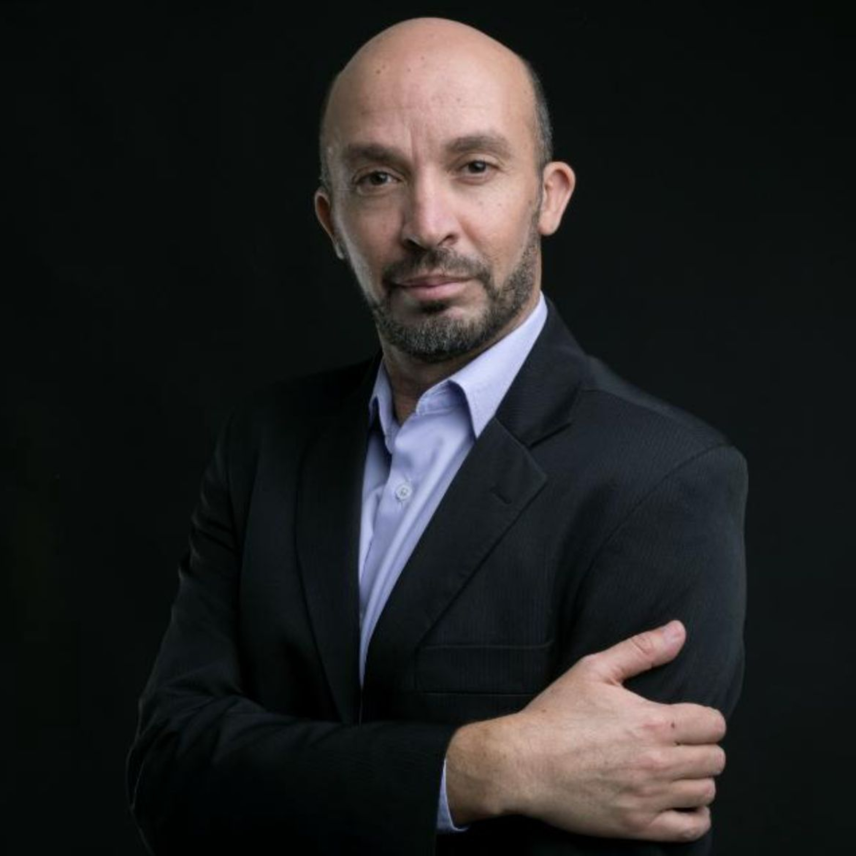 Além dos Tijolos