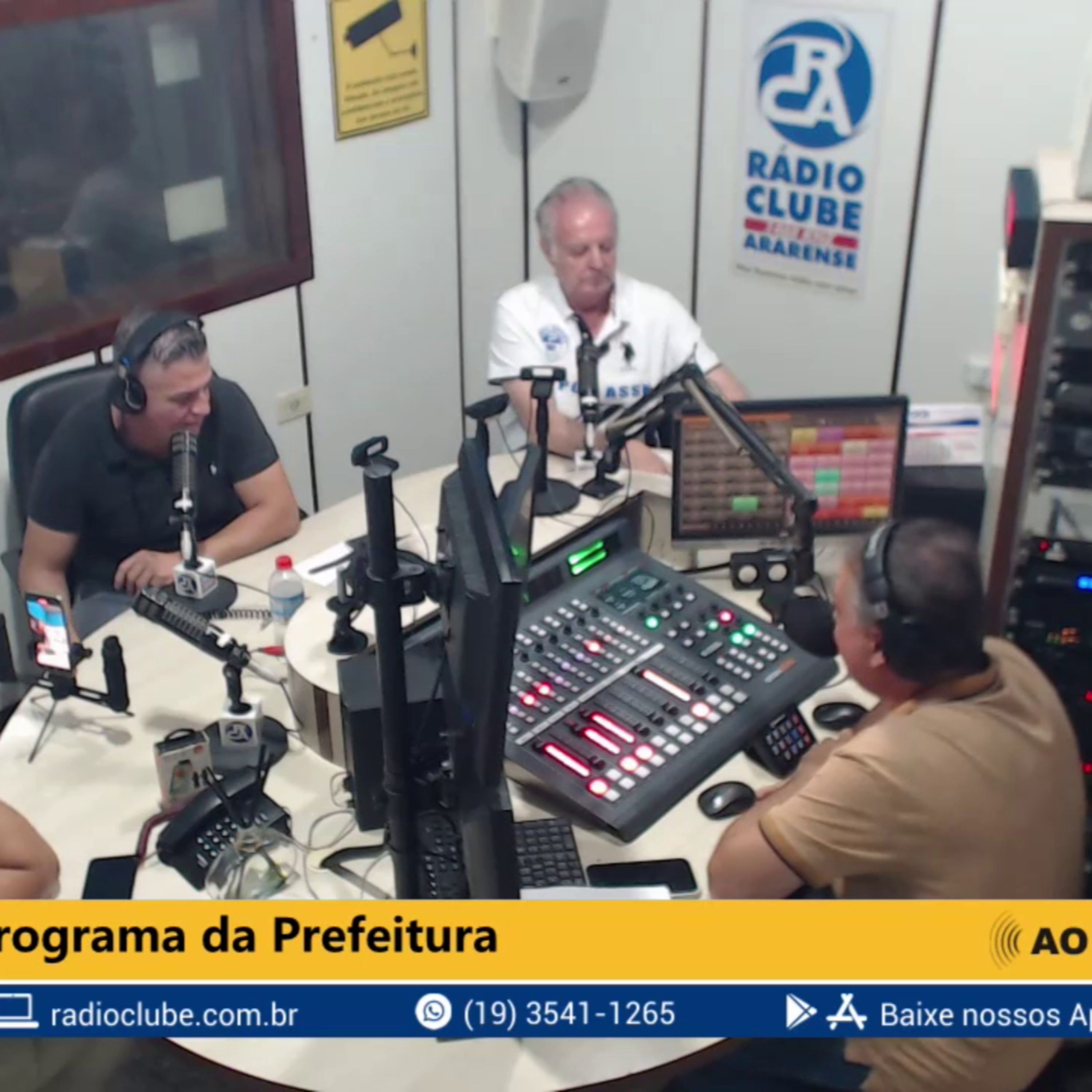 Rádio Clube FM Araras/SP - 101,7 MHz