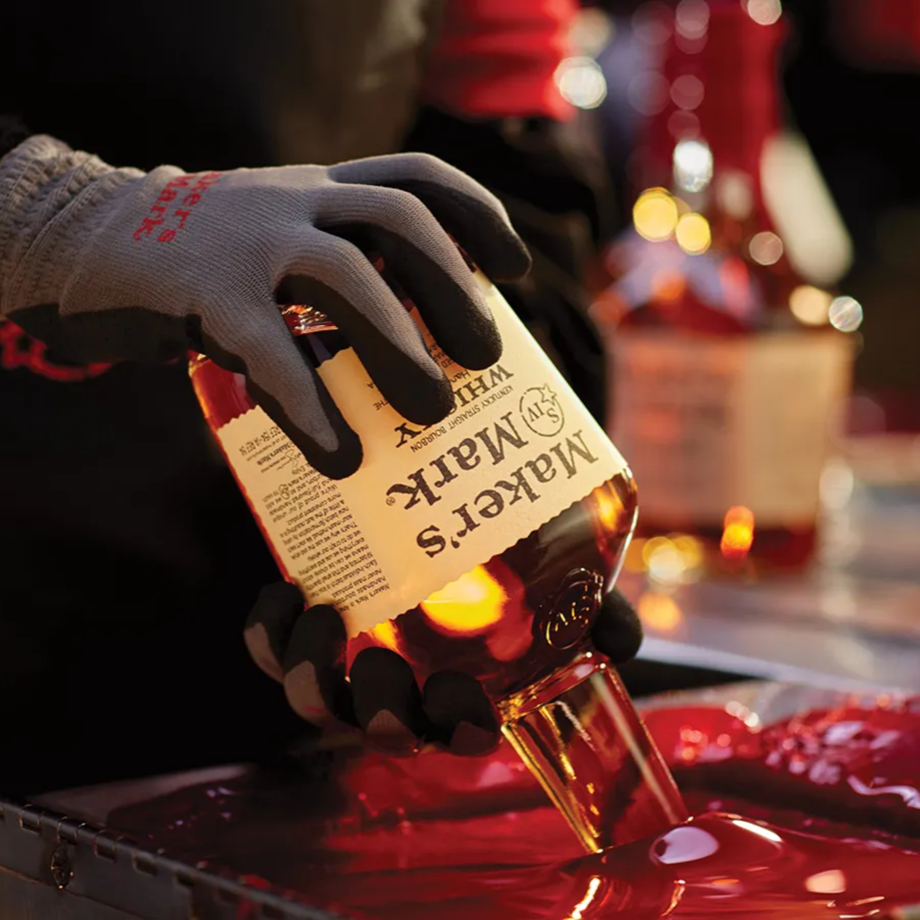 Episode 74: Head to Head - Makers Mark Cellar Aged vs. The Heart episode artwork