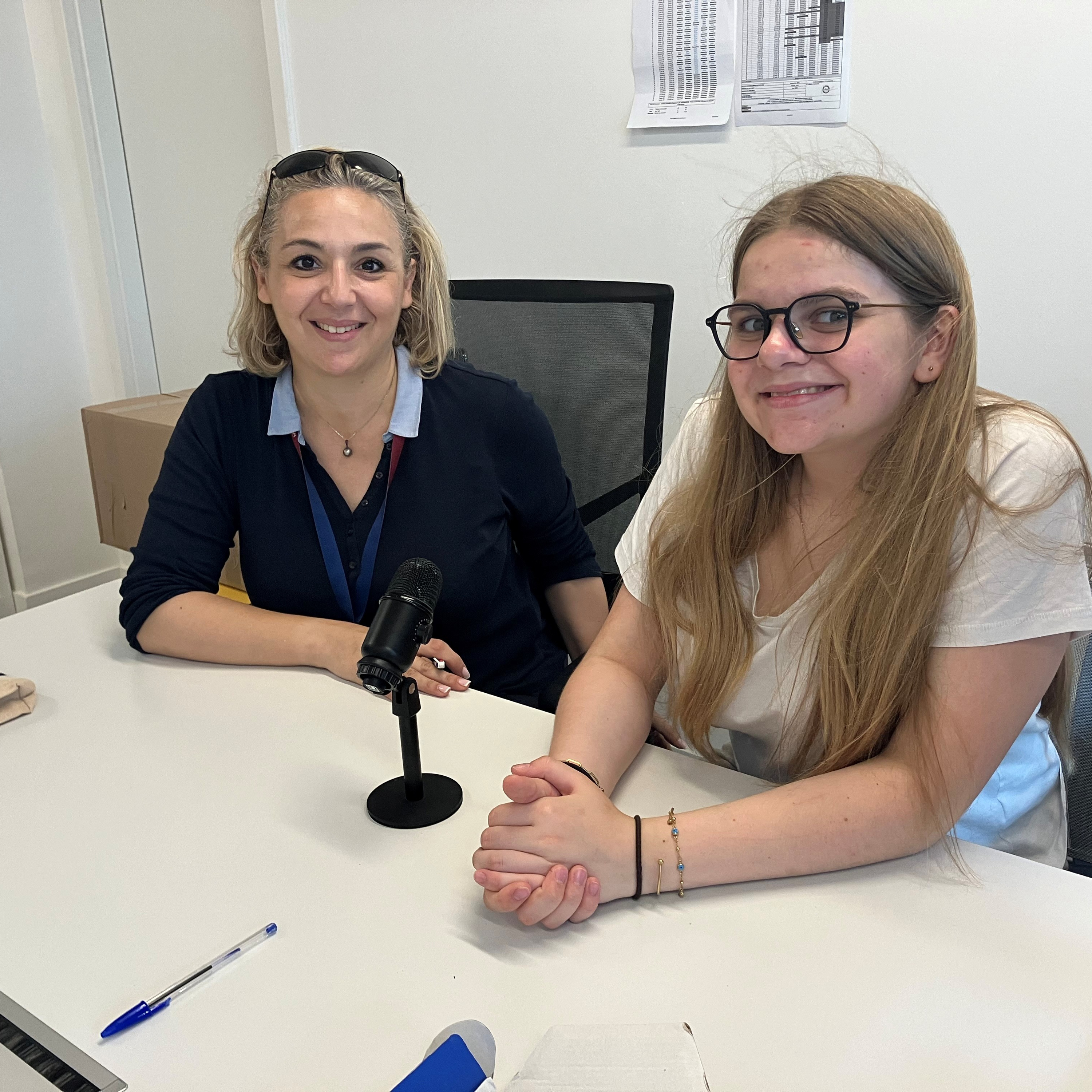 "un jour-un métier par Pimprenelle" le podcast où les enfants interrogent les pros sur leur métier !