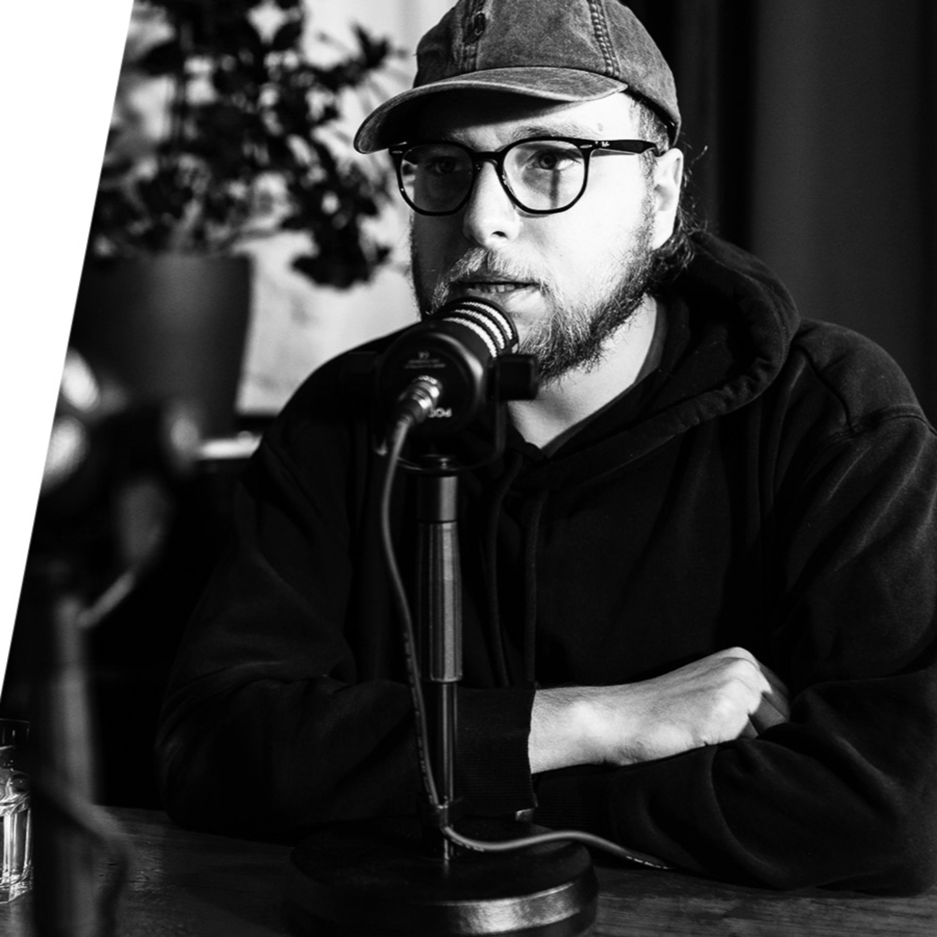Autor Youtube pořadu Segment, Tony Havlík: Vytvořit jeden díl, vyžaduje týden intenzivní práce. episode artwork