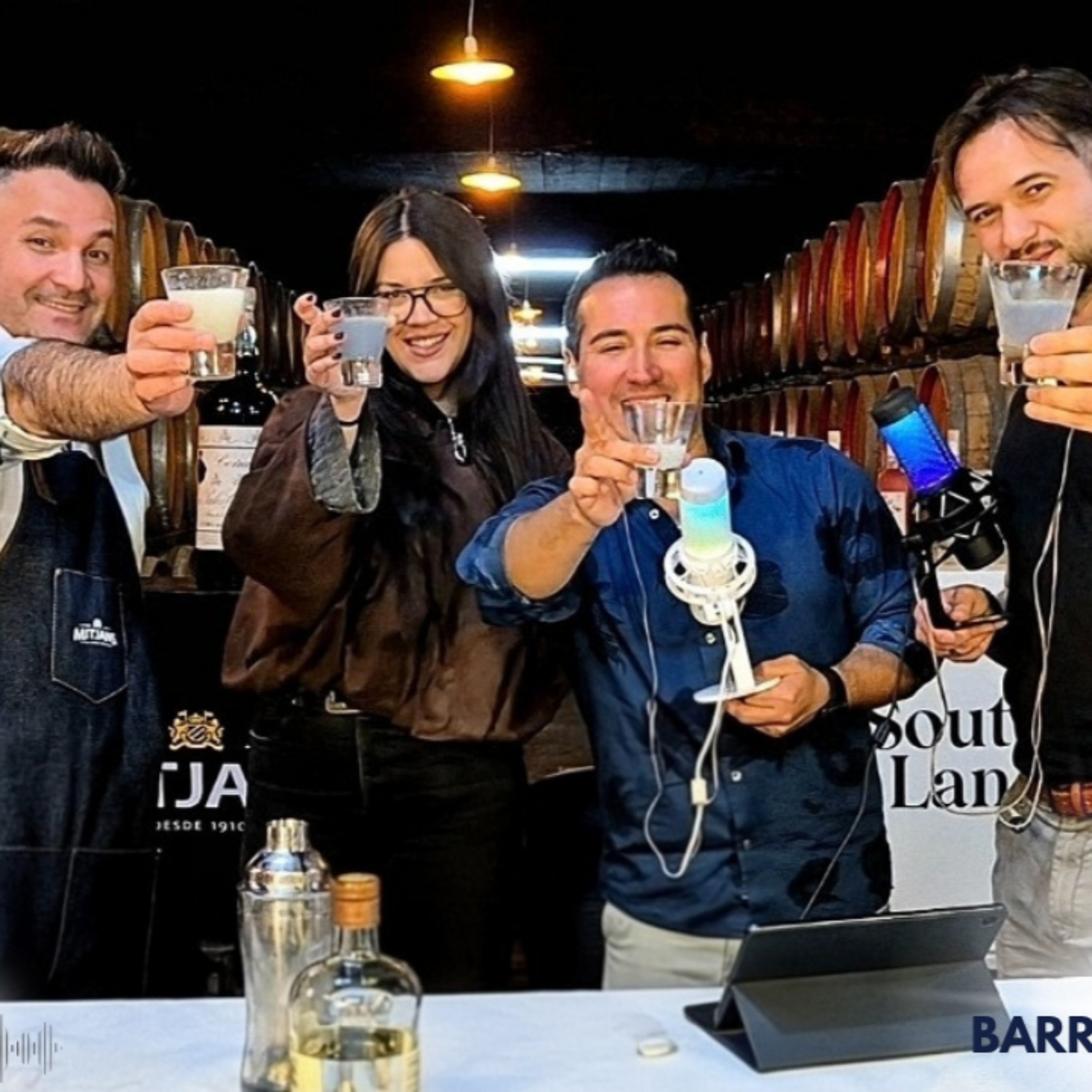 Portada de Entre Piscolas