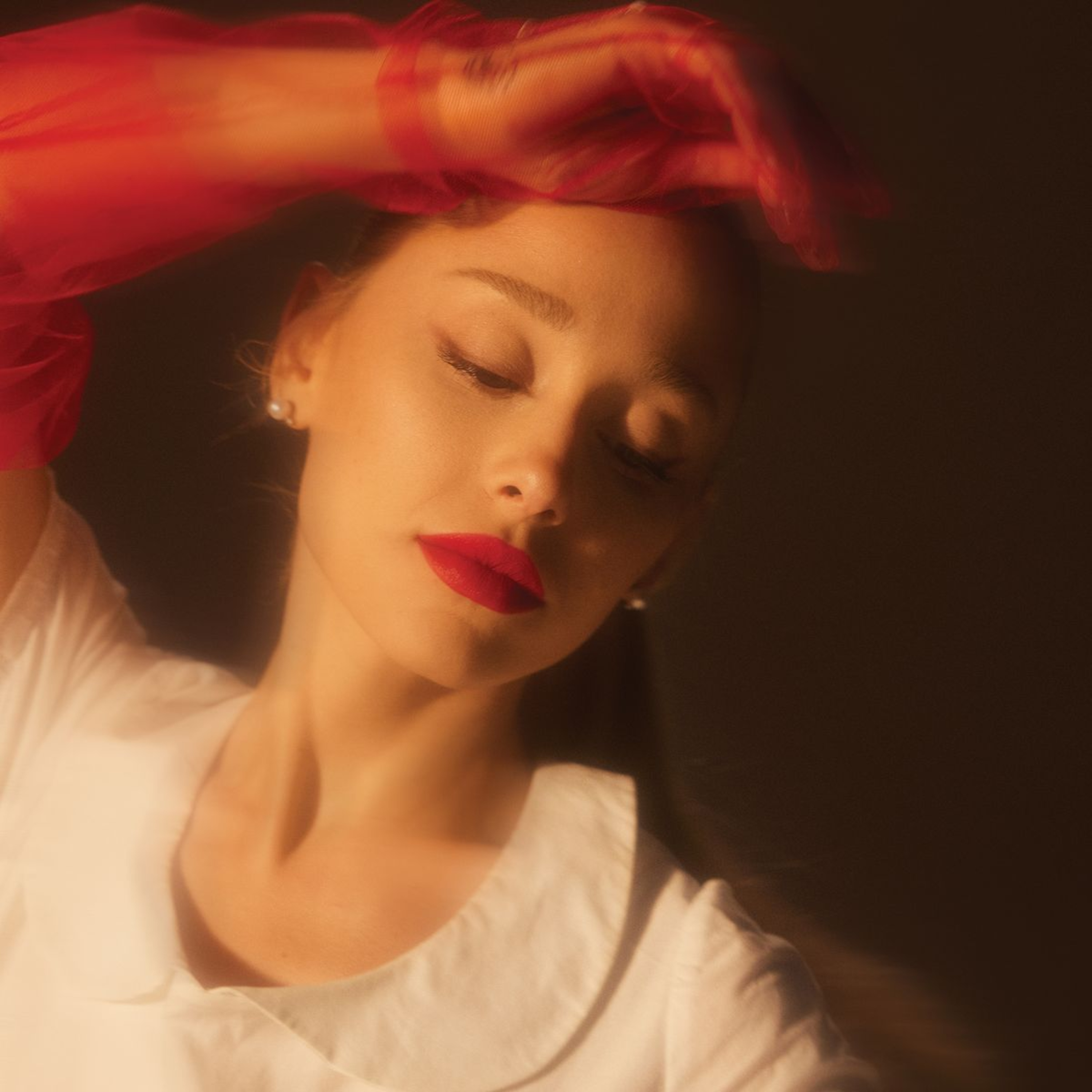 #175 - First Listen: Ariana Grande "Eternal Sunshine" Review