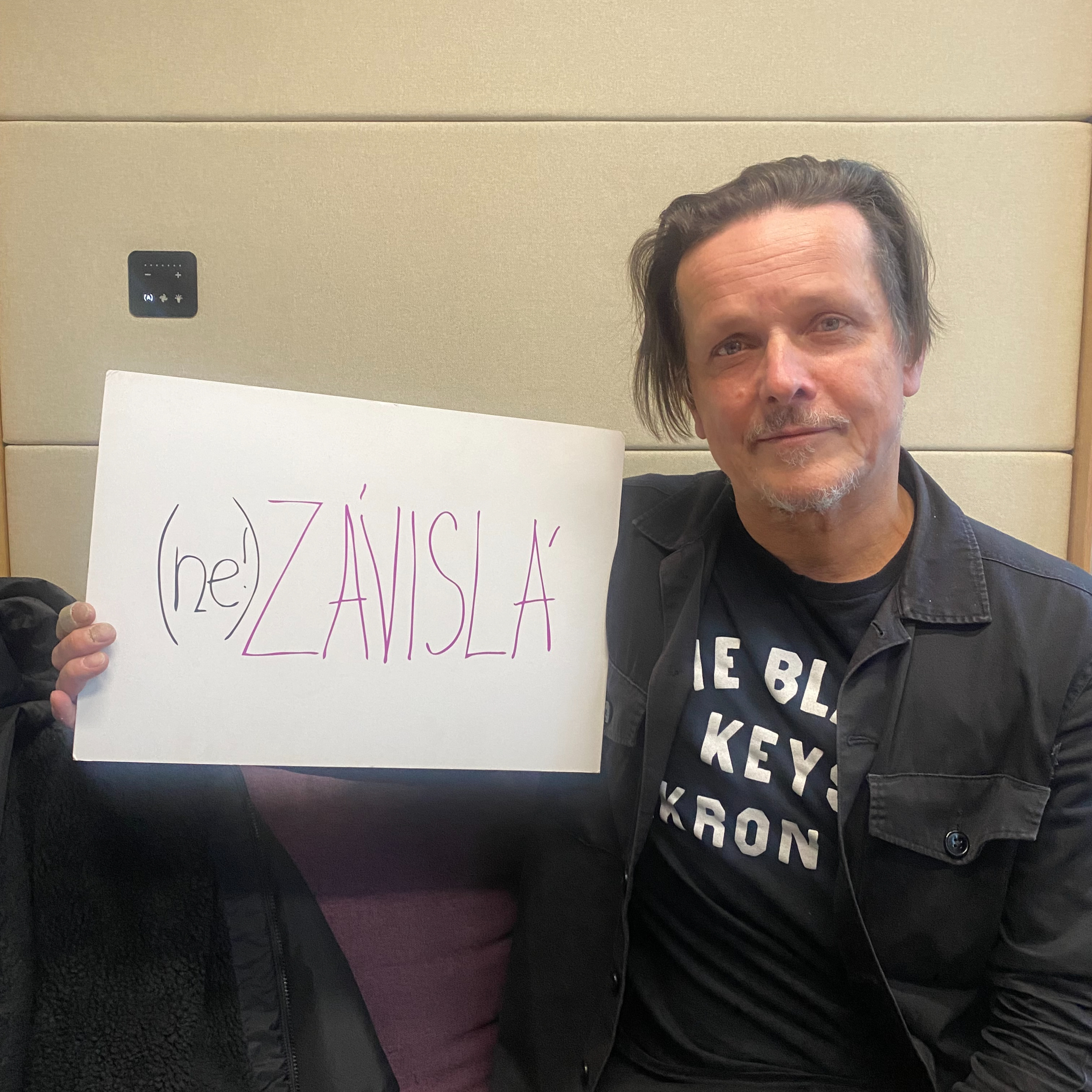 (ne!)ZÁVISLÁ