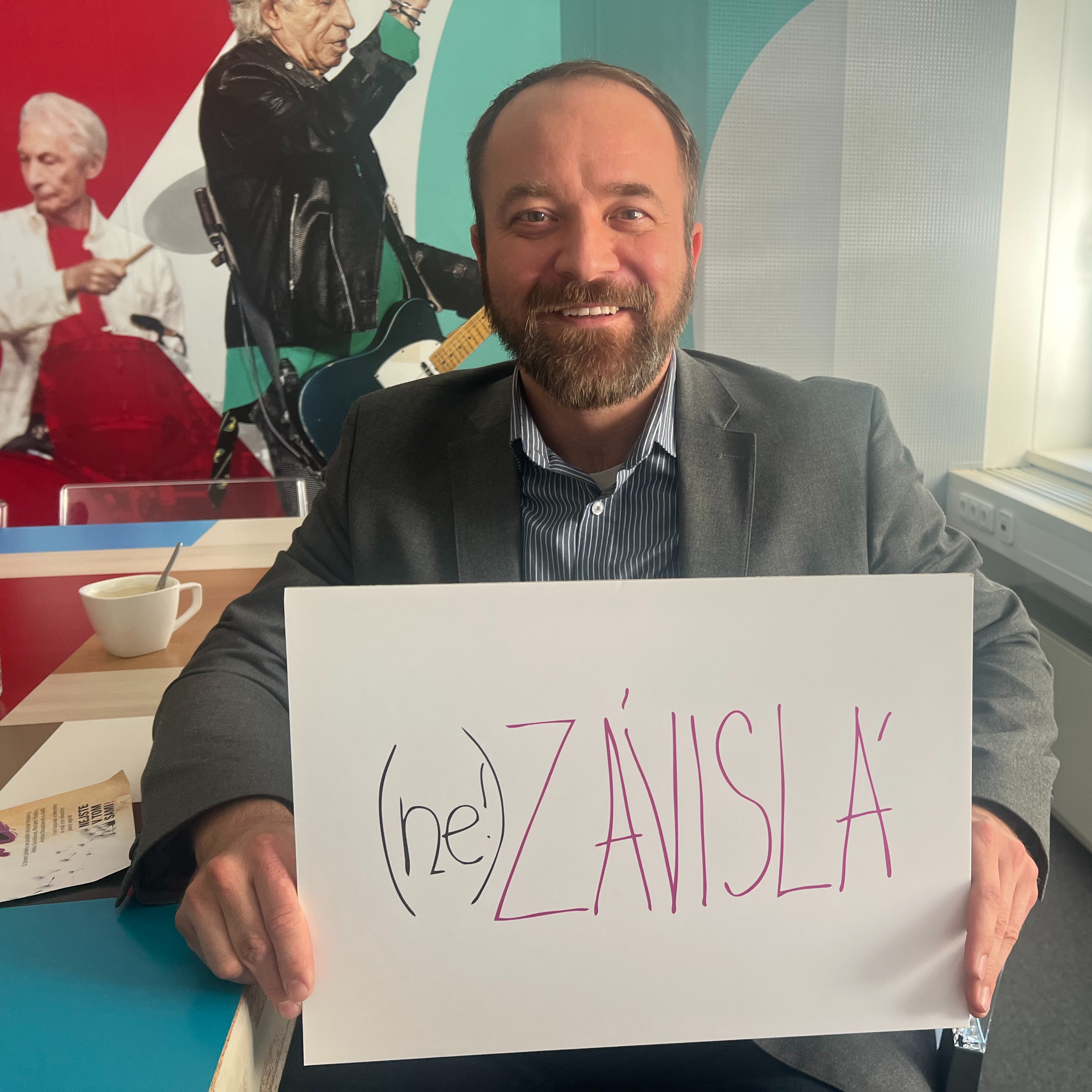 (ne!)ZÁVISLÁ