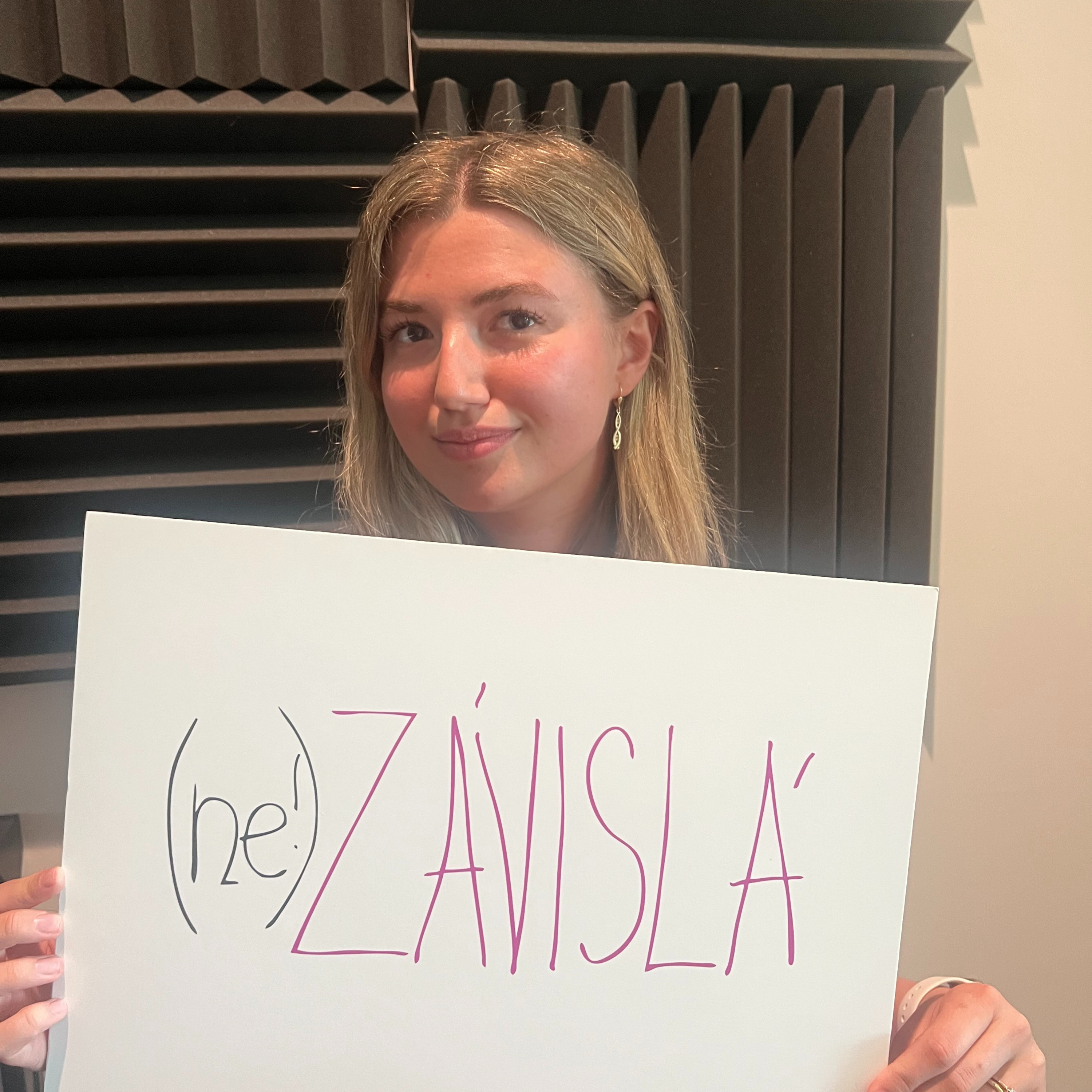 (ne!)ZÁVISLÁ