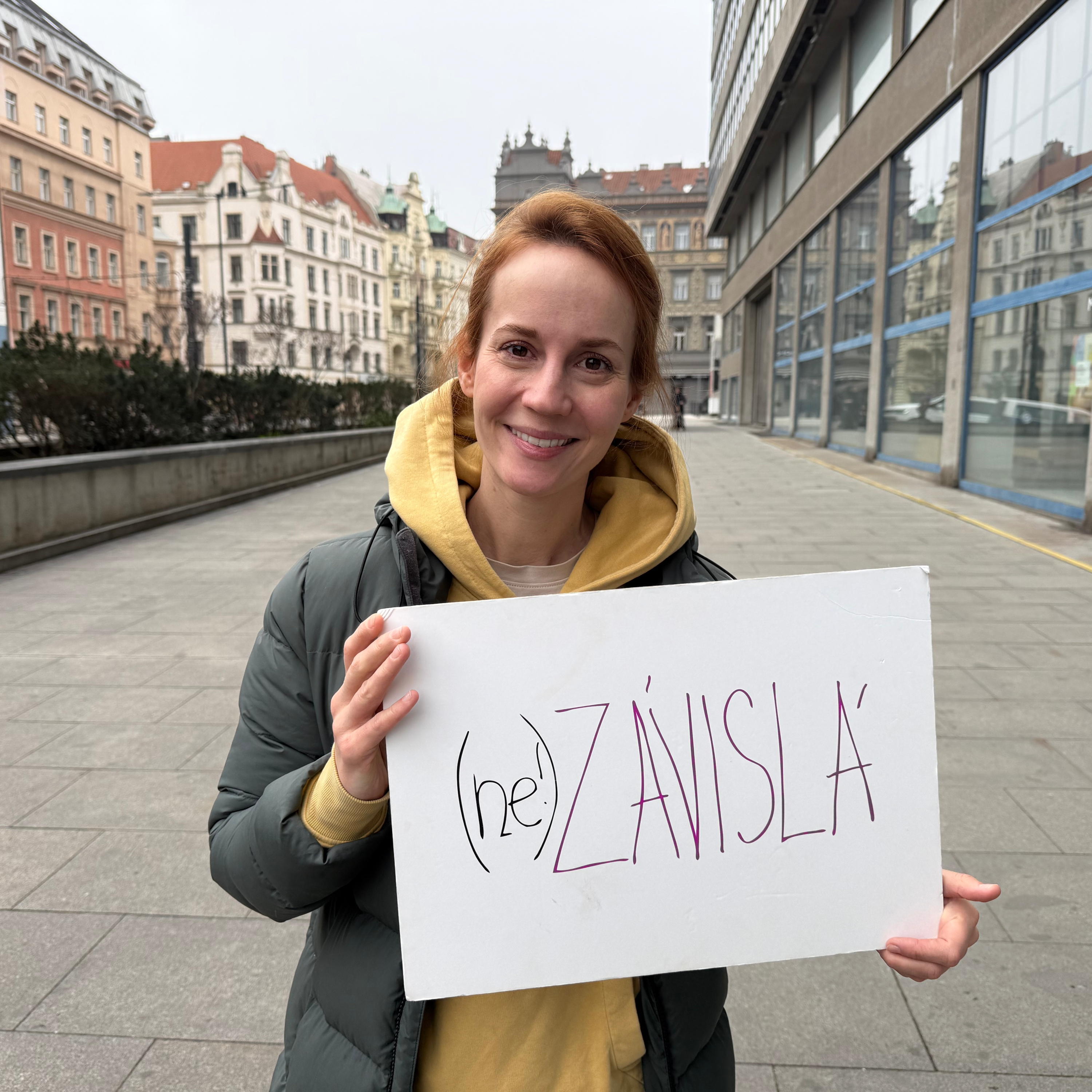 (ne!)ZÁVISLÁ