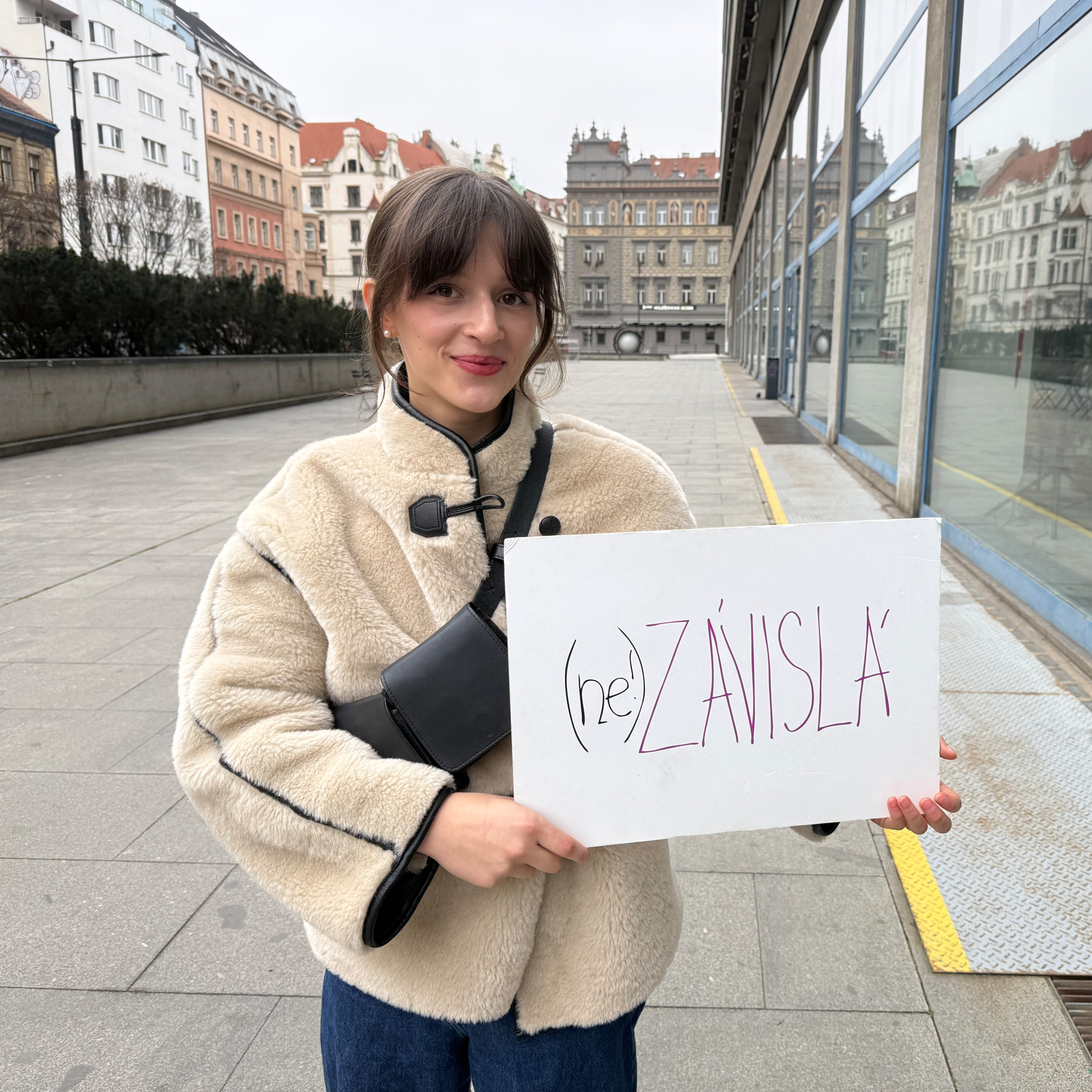 (ne!)ZÁVISLÁ