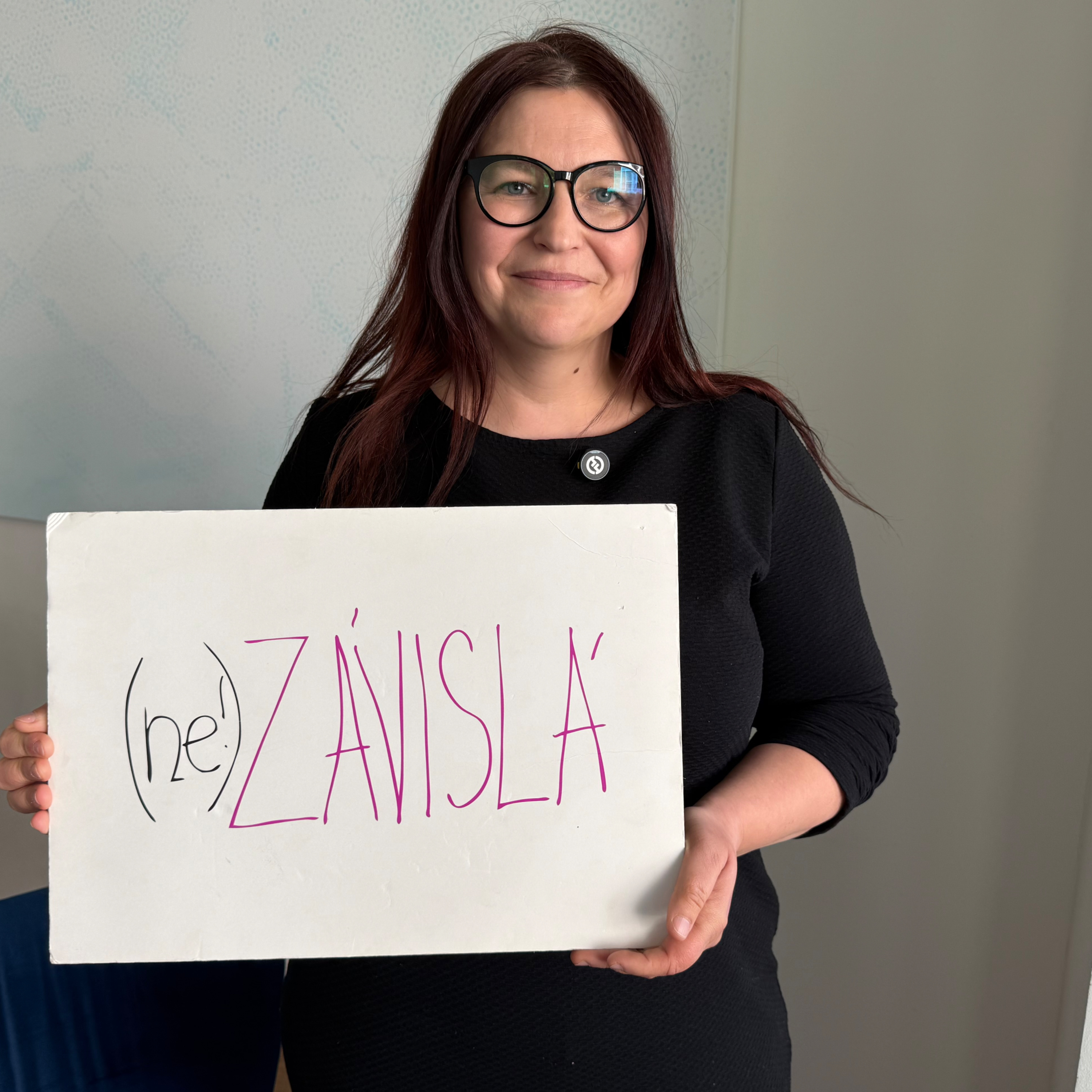 112.díl (ne!)ZÁVISLÁ: Terapeutka Tereza Komárková o umělé inteligenci v terapiích episode artwork