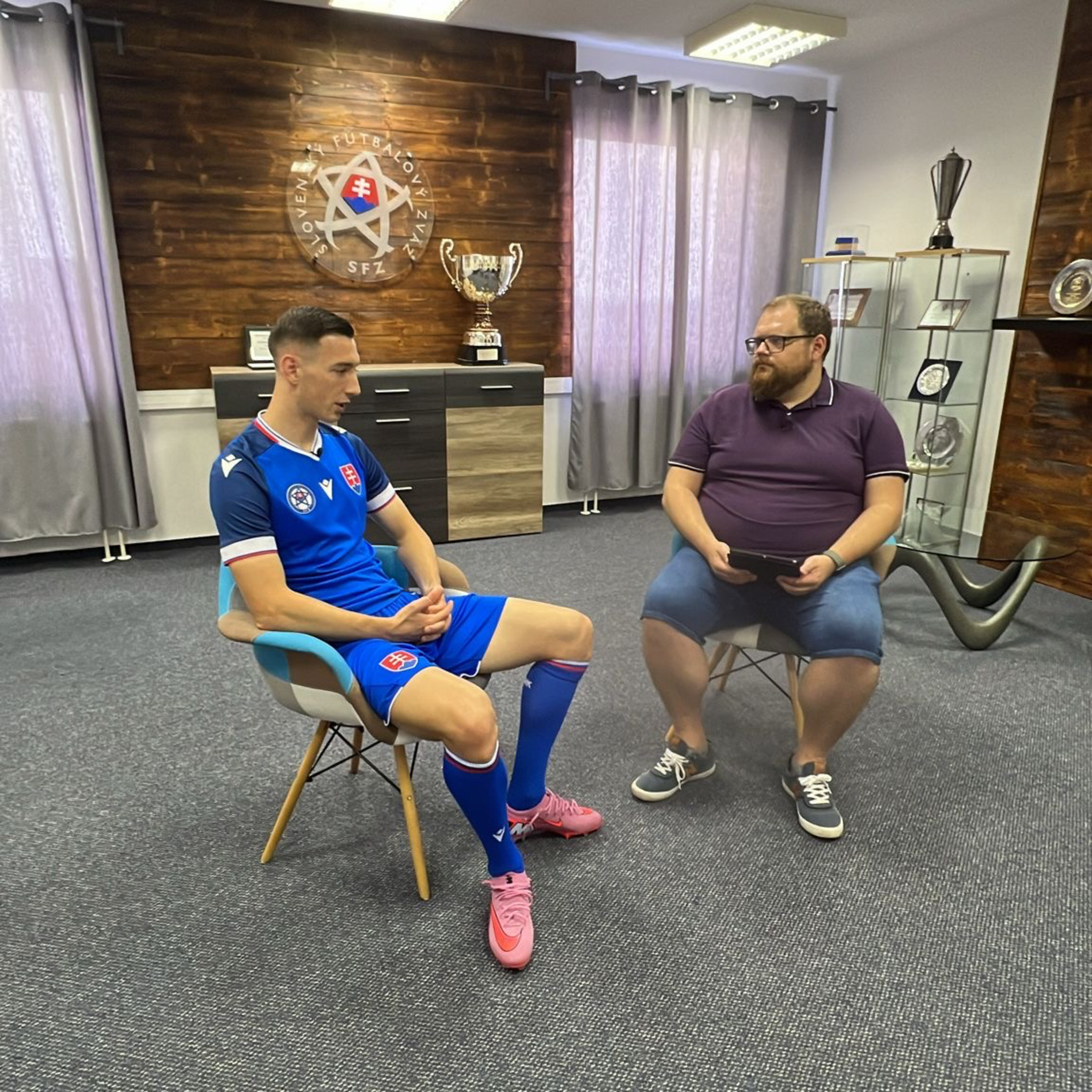 #121 PLUS ROBO BOŽENÍK: ,,Nové miesto, nová krajina, nová výzva.”
