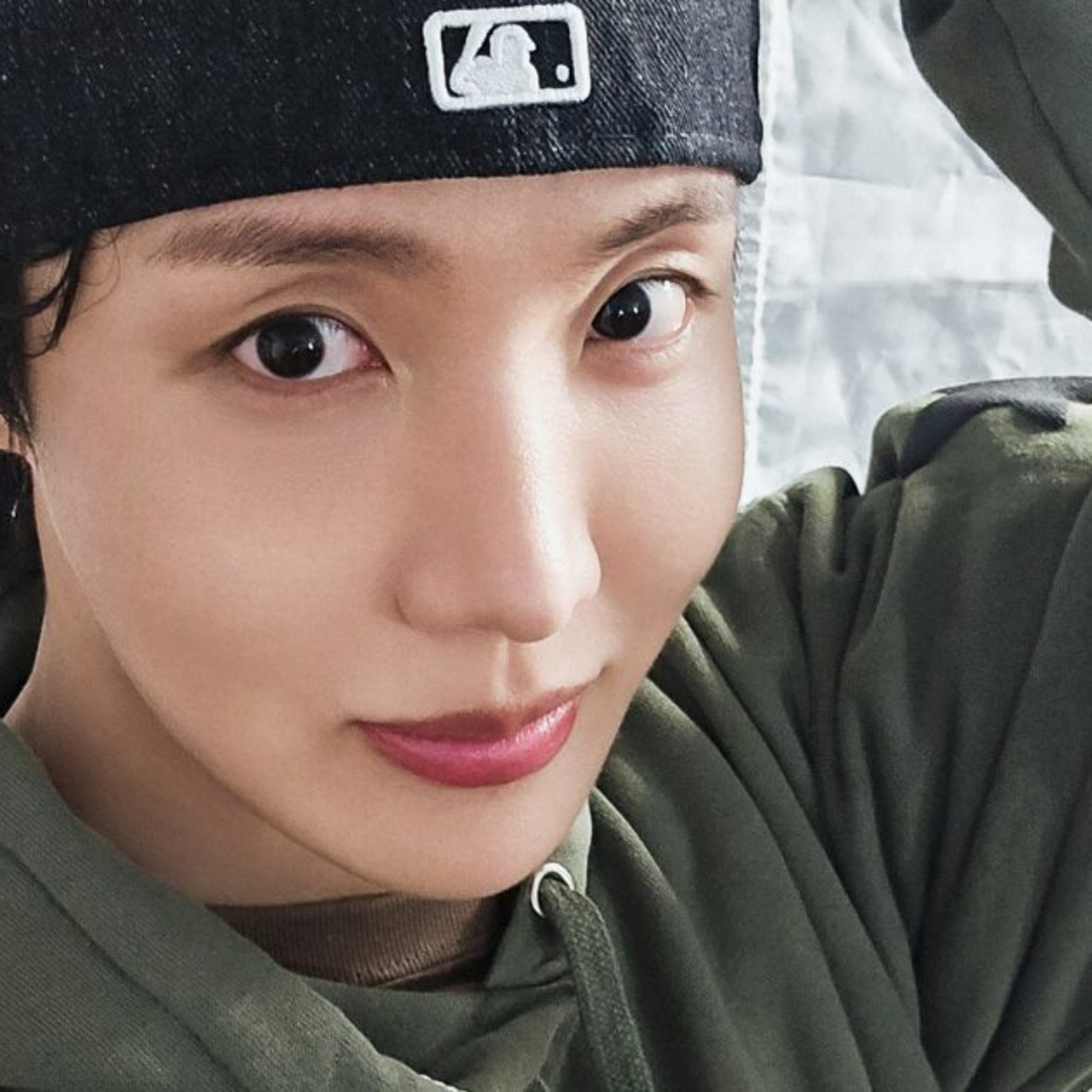 BTS’s J-Hope Handled An Embarrassing Military Shower Situation Like A Pro