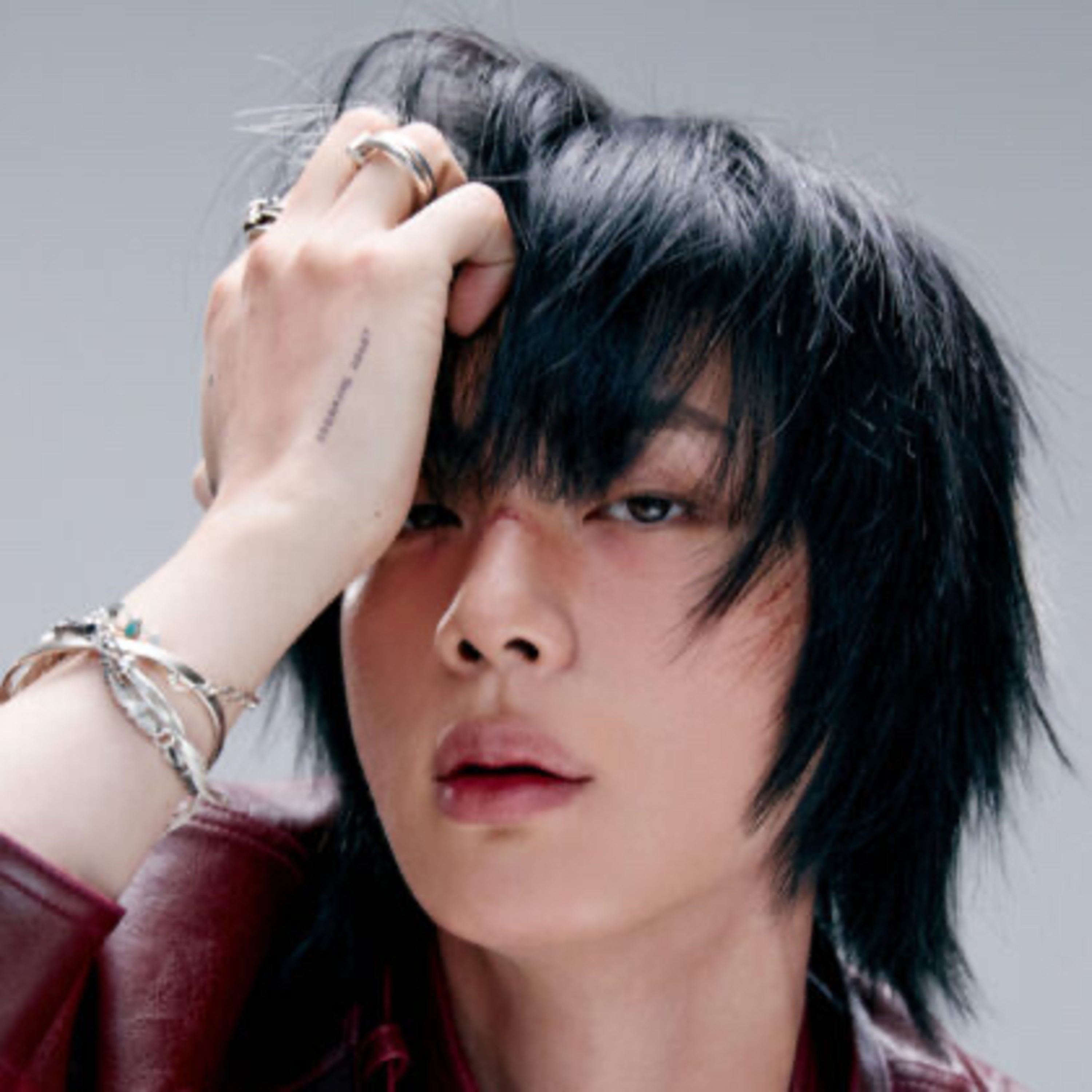 BTS’s Jin Shocks With Long Hair, Tattoos, And Painted Nails