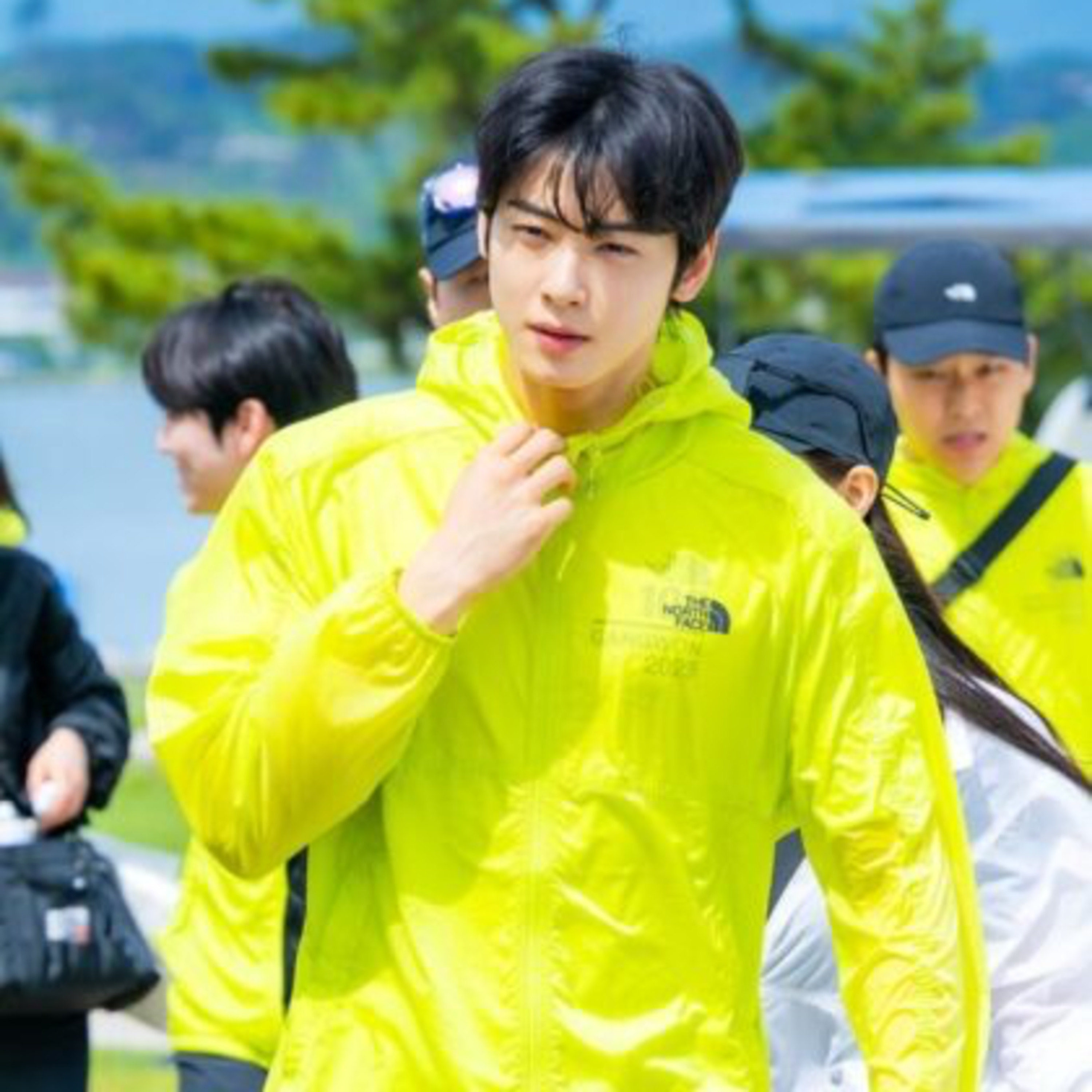 Cha Eunwoo Spotted At A Marathon: His Post-Run Visual Stuns The Internet