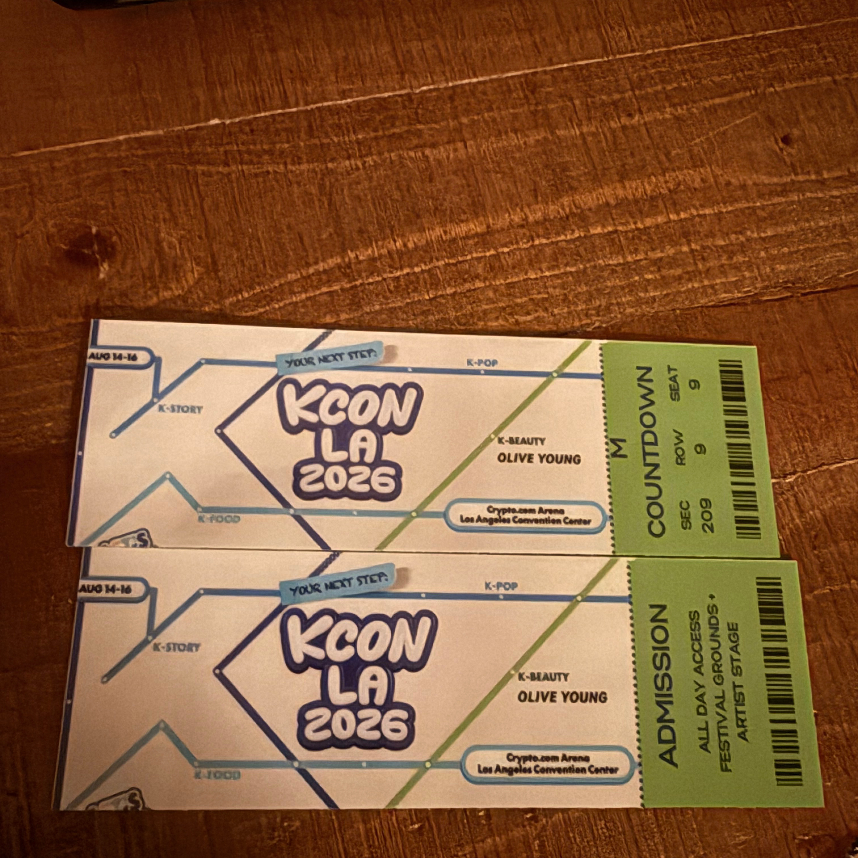 I got finally got the KCON LA 2026 two tickets today as a happy birthday gift from my friend