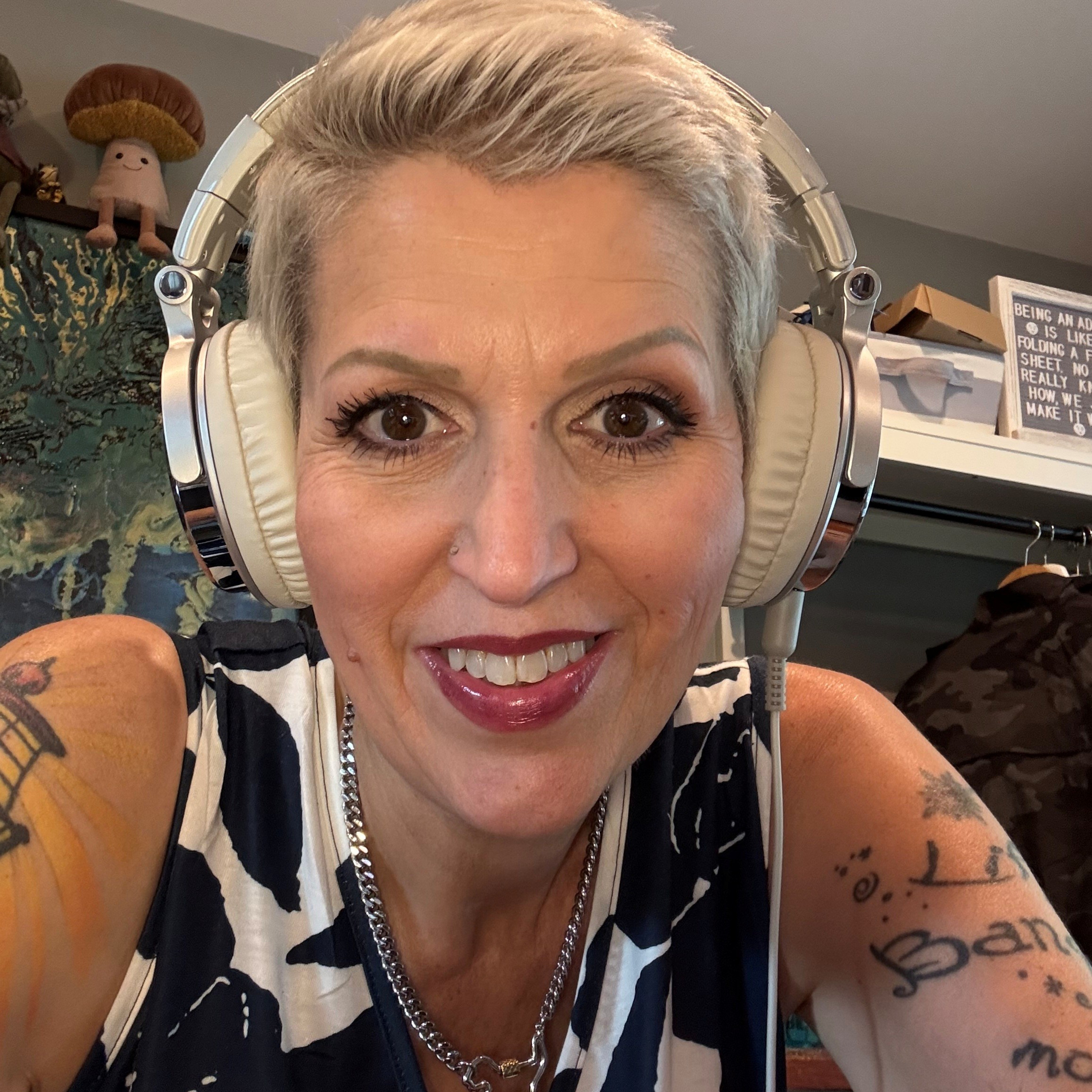 Living with mesothelioma – an American survivor’s story with Heather Von St. James episode artwork