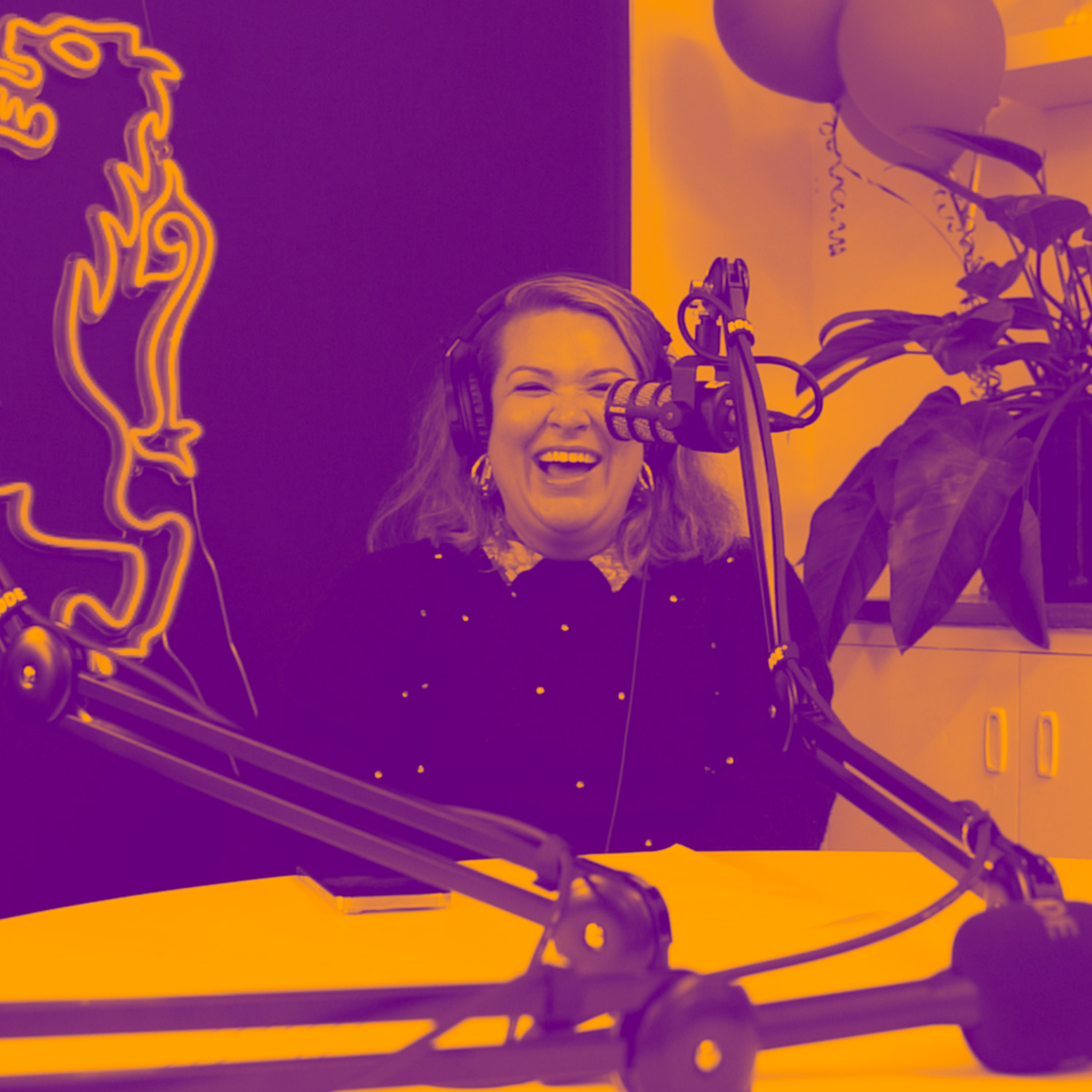 Episode 19: Old Collegian Lauren DeCesare, radio host, TV personality and business owner on school, life and pinch-yourself moments episode artwork
