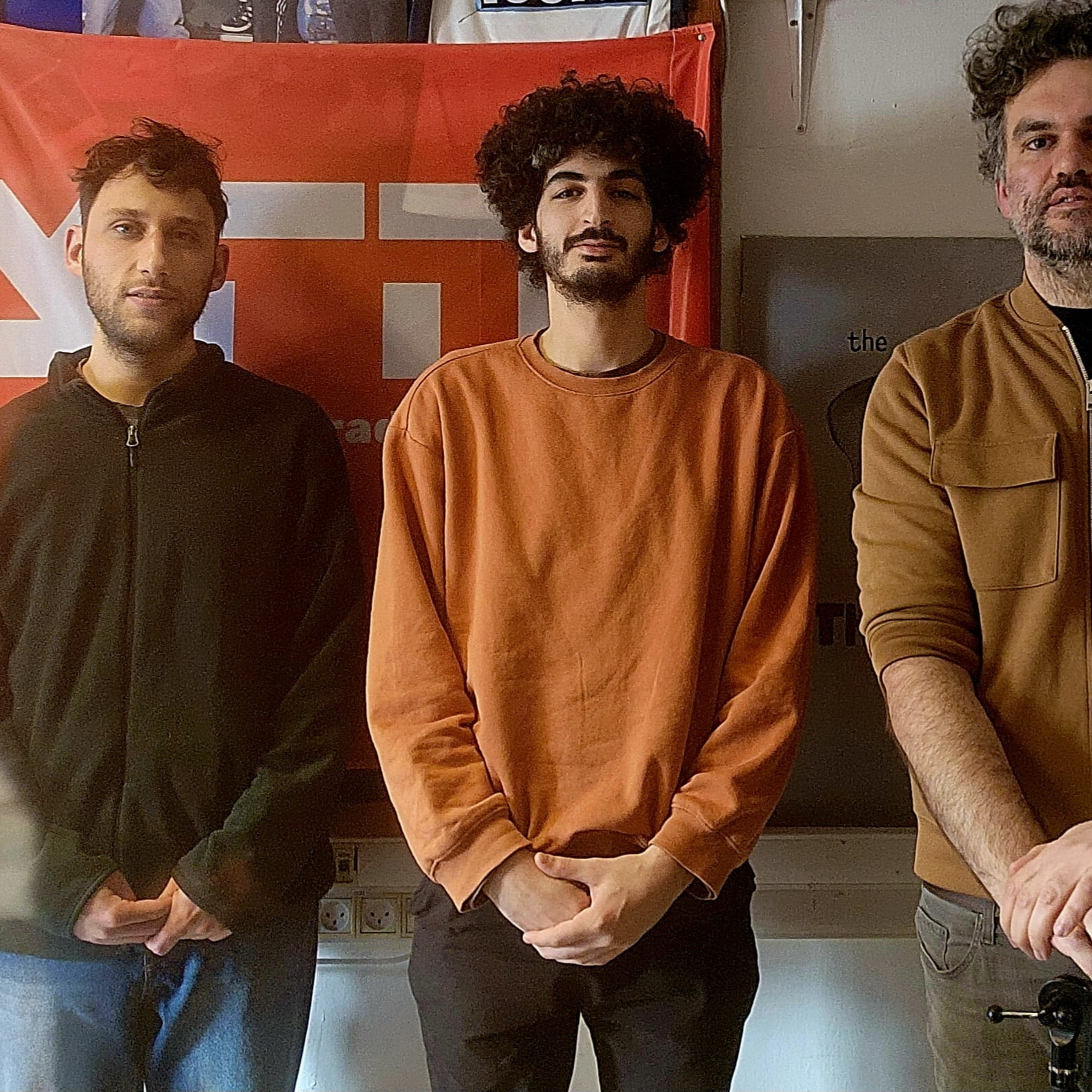 להפוך את השעון חול | שיחה עם גיאגיא ואיילו episode artwork