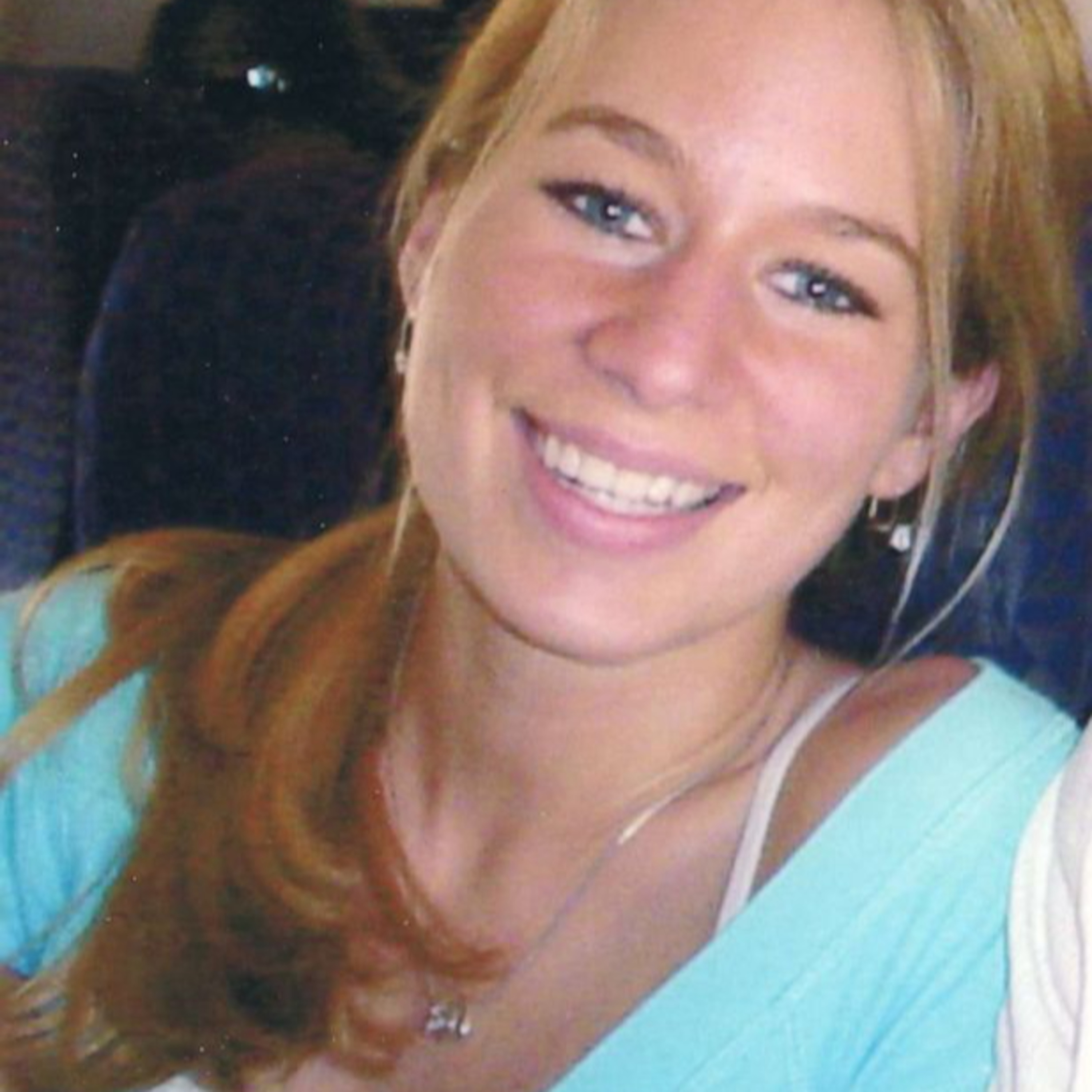 The Heartbreaking Case of Natalee Holloway - Round Table Teaser episode artwork