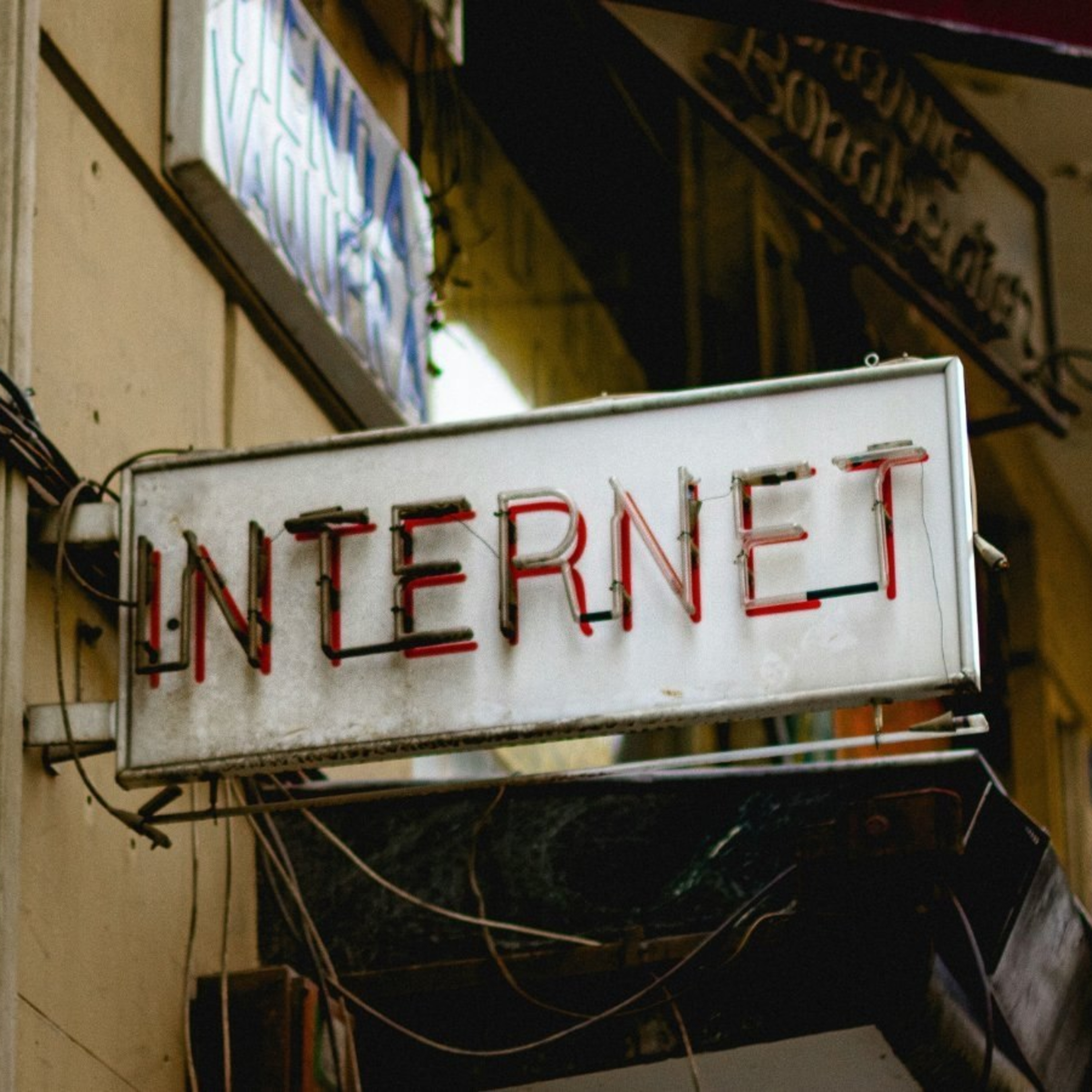 DIA DE INTERNET NOS VAMOS A VENEZIA. PODCAST570 episode artwork
