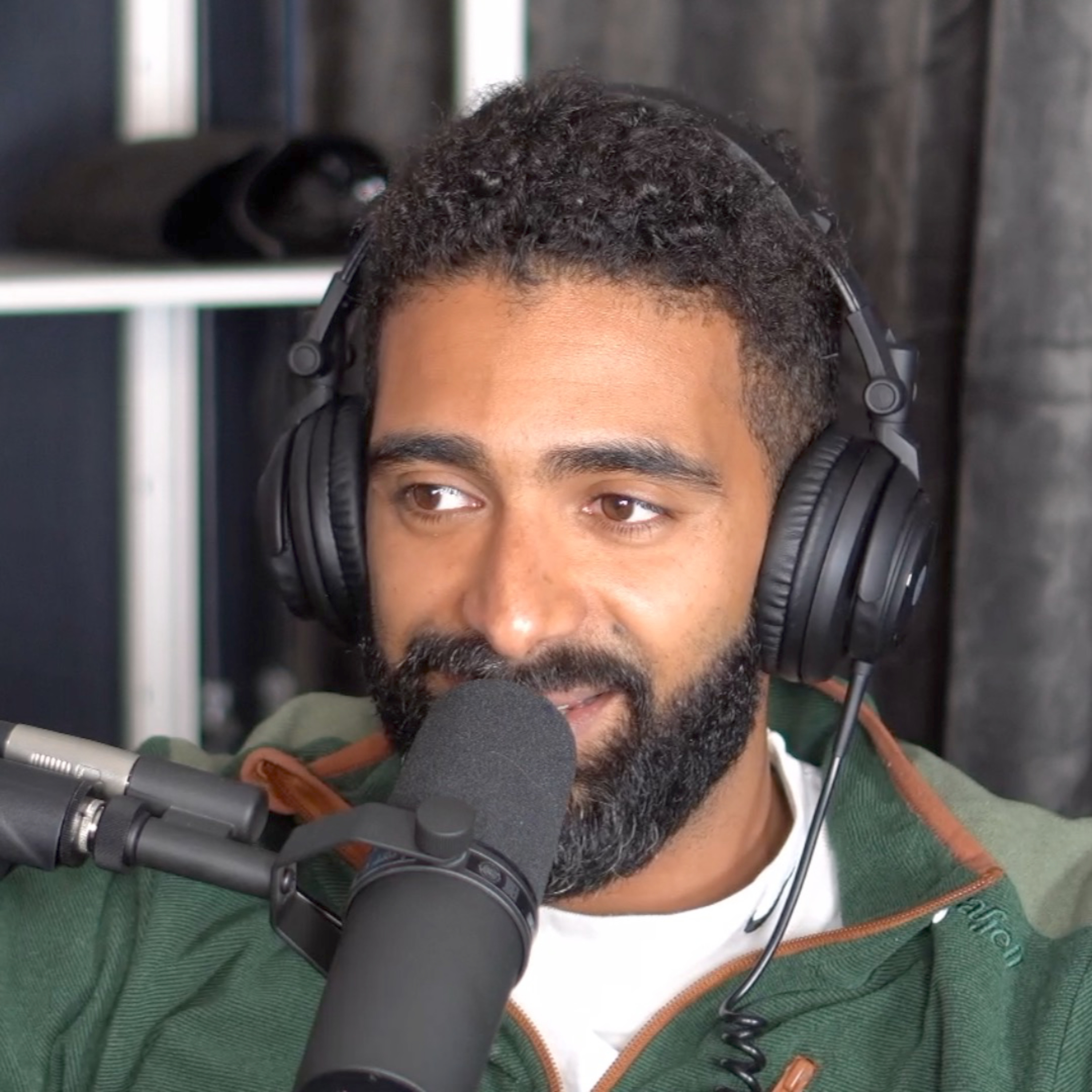Rødt Kort E10 - Arman Surizehi - Gullballen - Forræder og 71 - Topp5 juksemakere - Saudi Pro League episode artwork