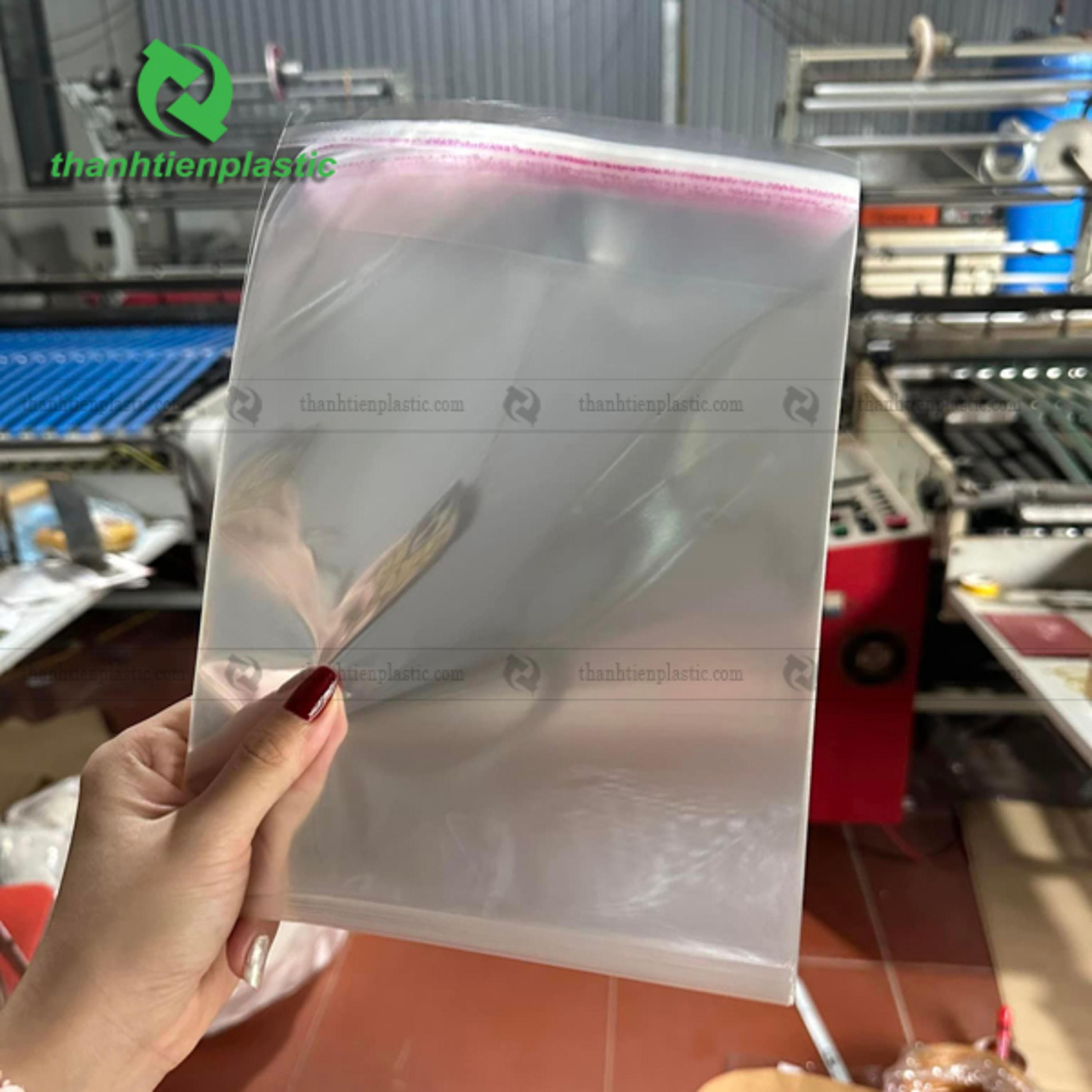 Xưởng sản xuất và in túi OPP dán miệng, bóng kính dán miệng Thành Tiến Plastic