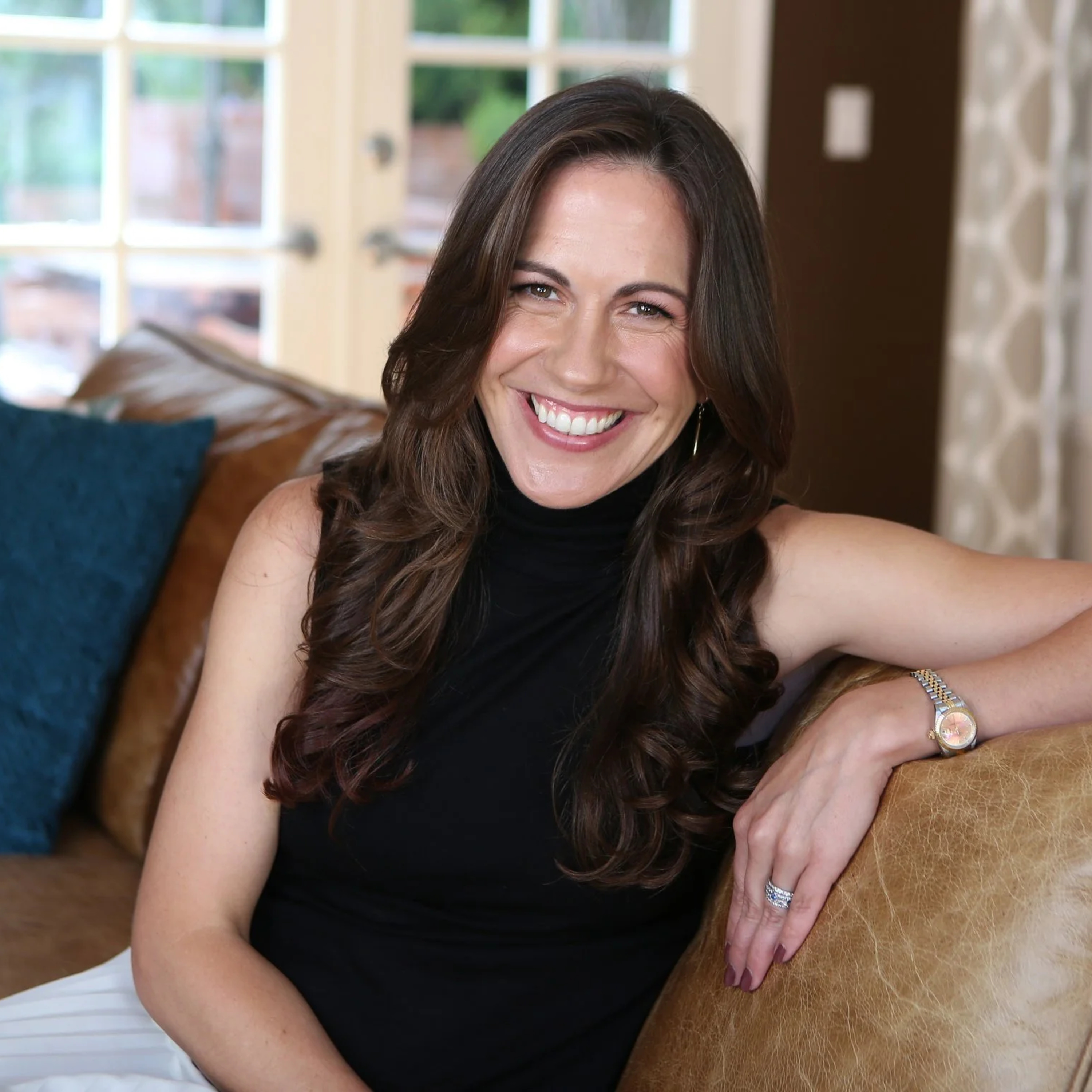 Cassie Holmes on Time + Happiness - S3E41 - Wall Street Journal Best Selling Author of "Happier Hour: How to Beat Distraction, Expand Your Time, and Focus on What Matters Most." episode artwork