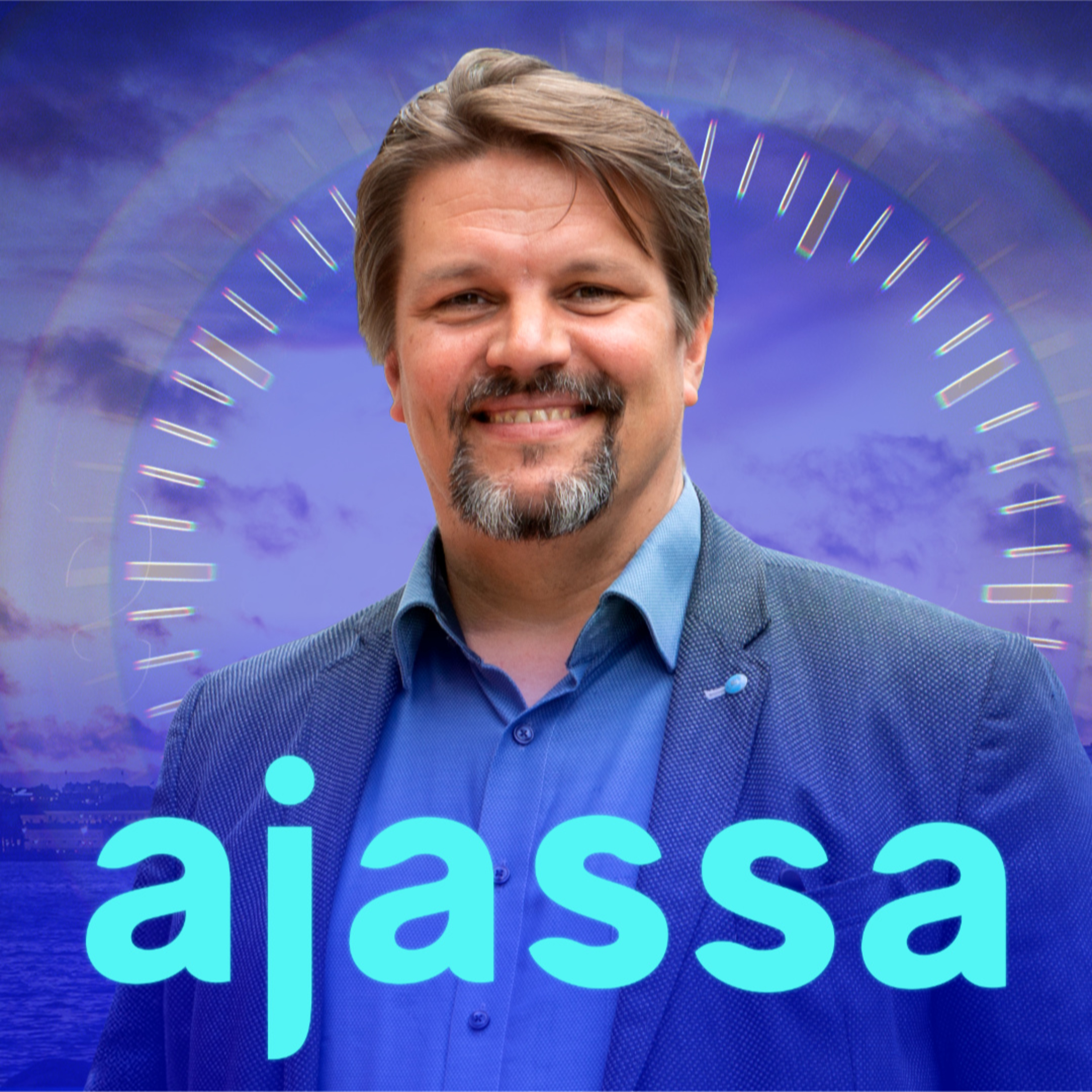 Pikkuparlamentin puistostudiossa TV7:n toimitusjohtaja Rami Ojares