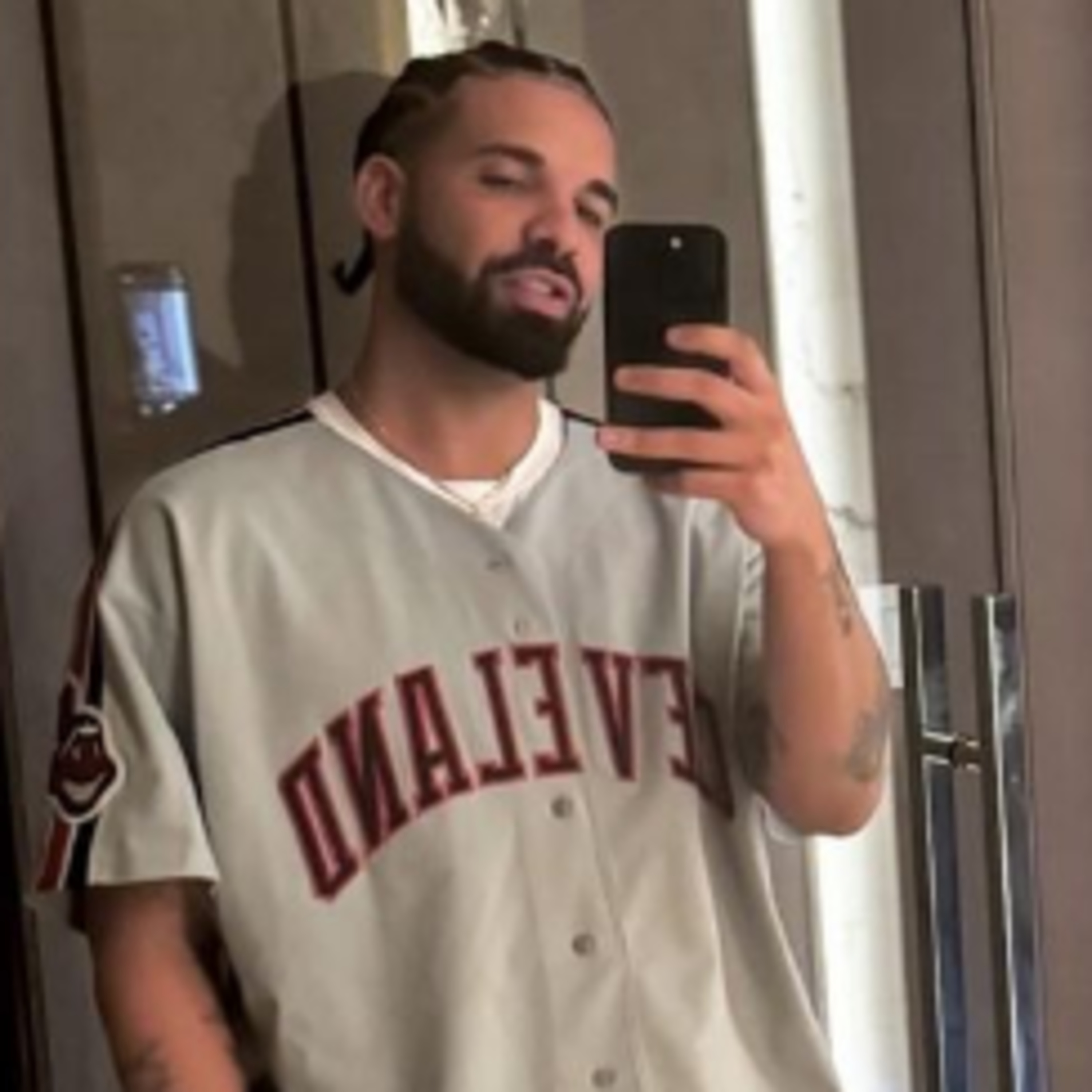 Metroboomin Flops after Dissing Drake. Gina Tells ppl 'FREE DIDDY'. YEAT FLOPPED? Lil Baby next?