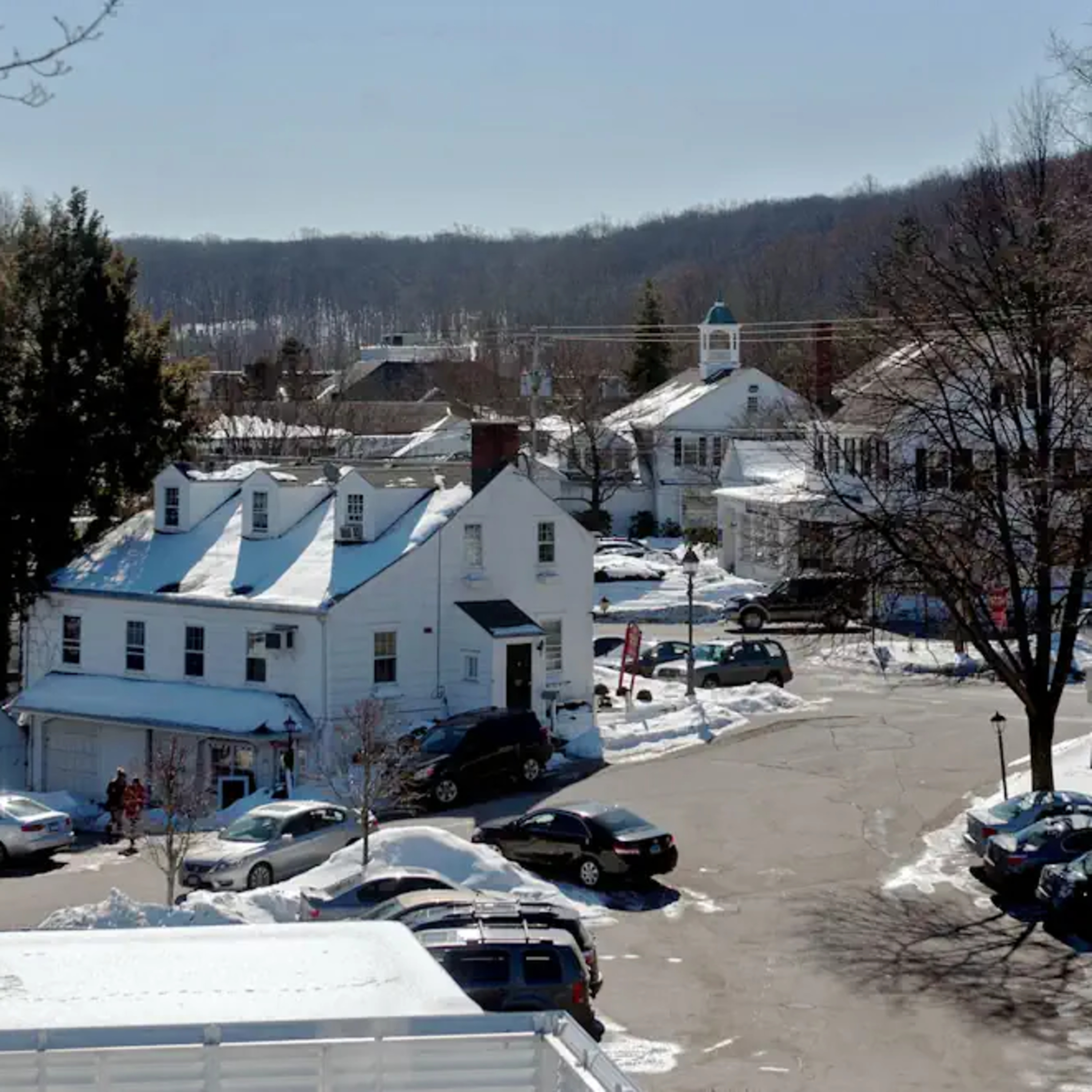 Sell My House Fast in Wilton CT w/ Next Door Properties episode artwork