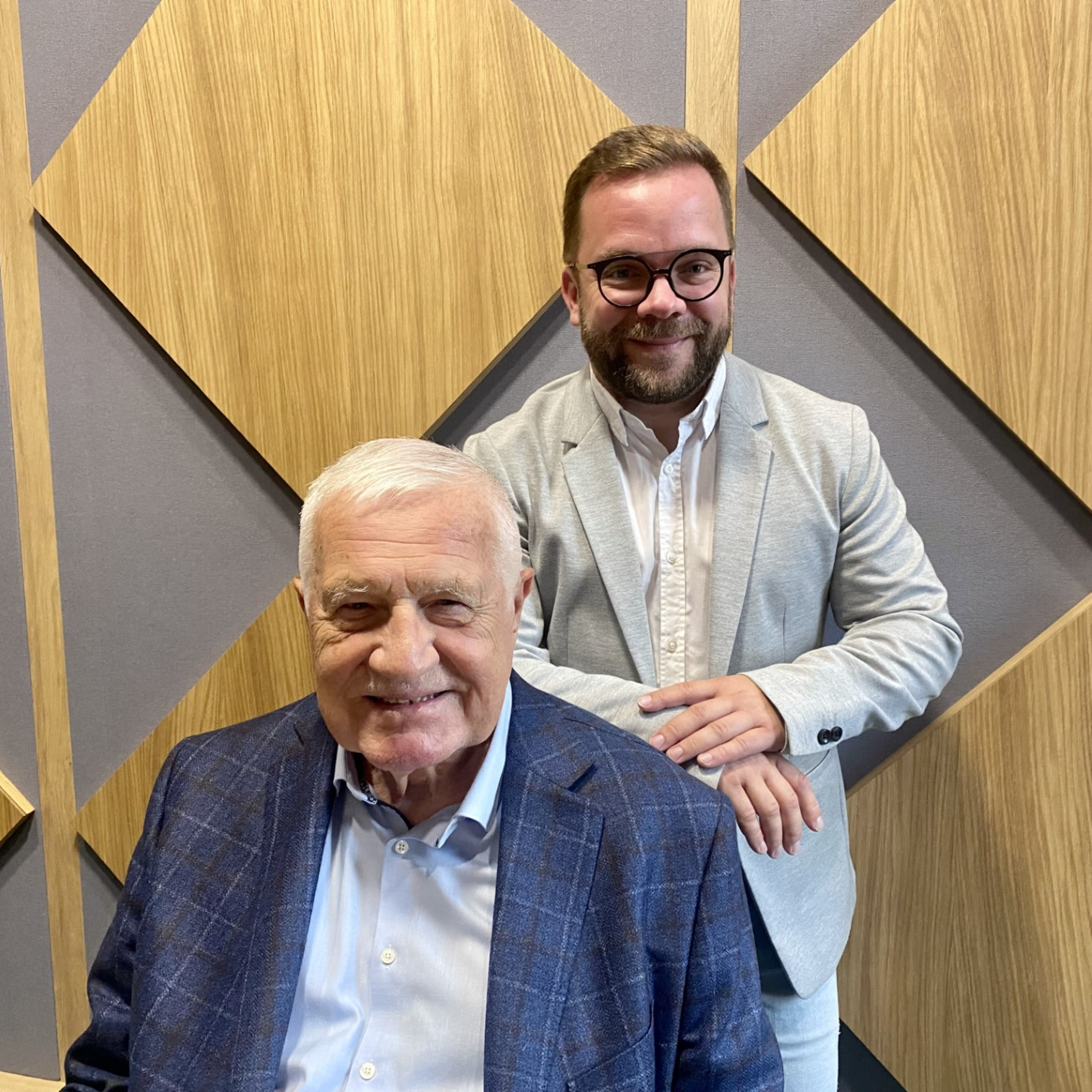 Václav Klaus: Ta válka je tragická! Světová komunita má povinnost udělat všechno možné, aby co nejrychleji skončila episode artwork