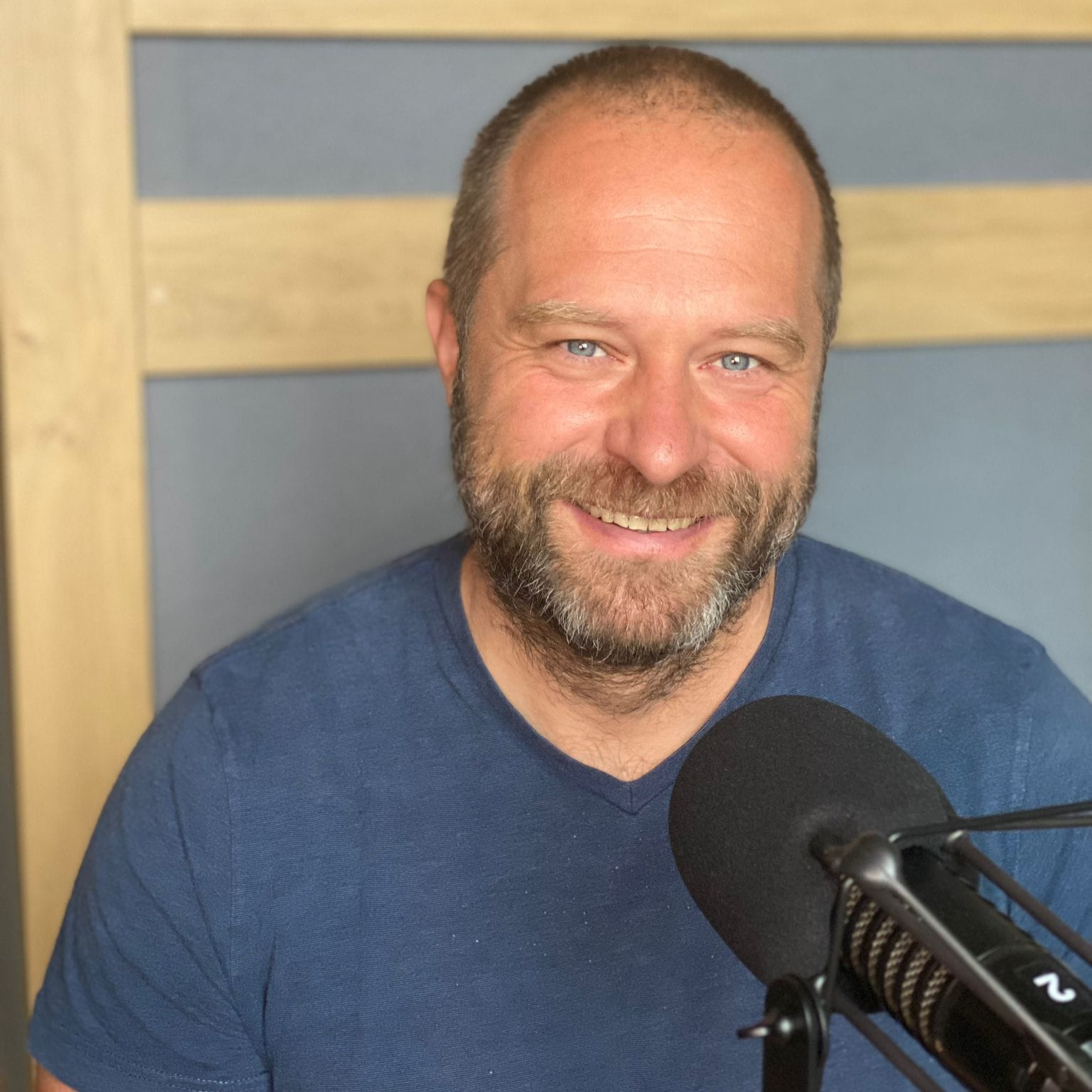 Milan Studnička: Muži se často bojí svých manželek, v dospělosti jsou pak málokdy pevnou oporou  episode artwork