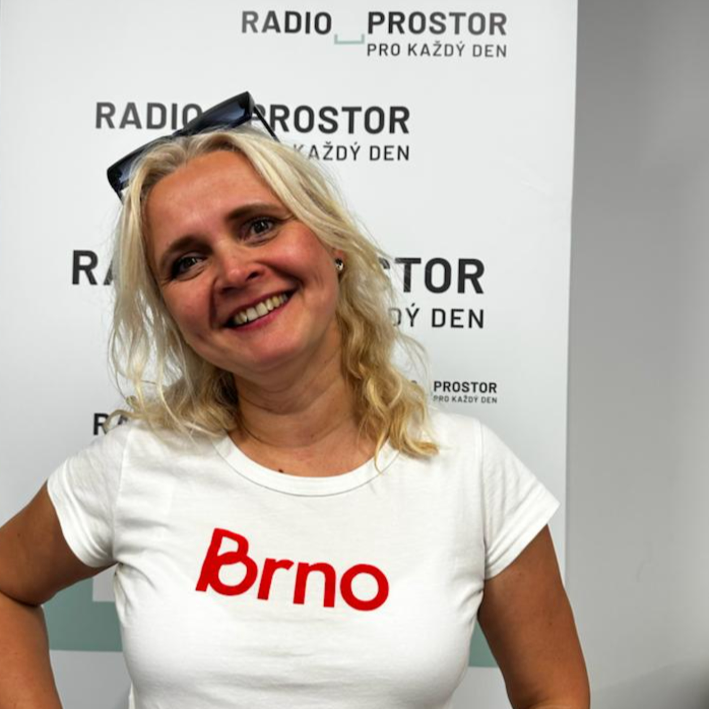 Beata Hlavenková: Když člověk píše knihu, taky se musí vypsat a je tam nějaký odpad. I muziku můžeš vysedět episode artwork