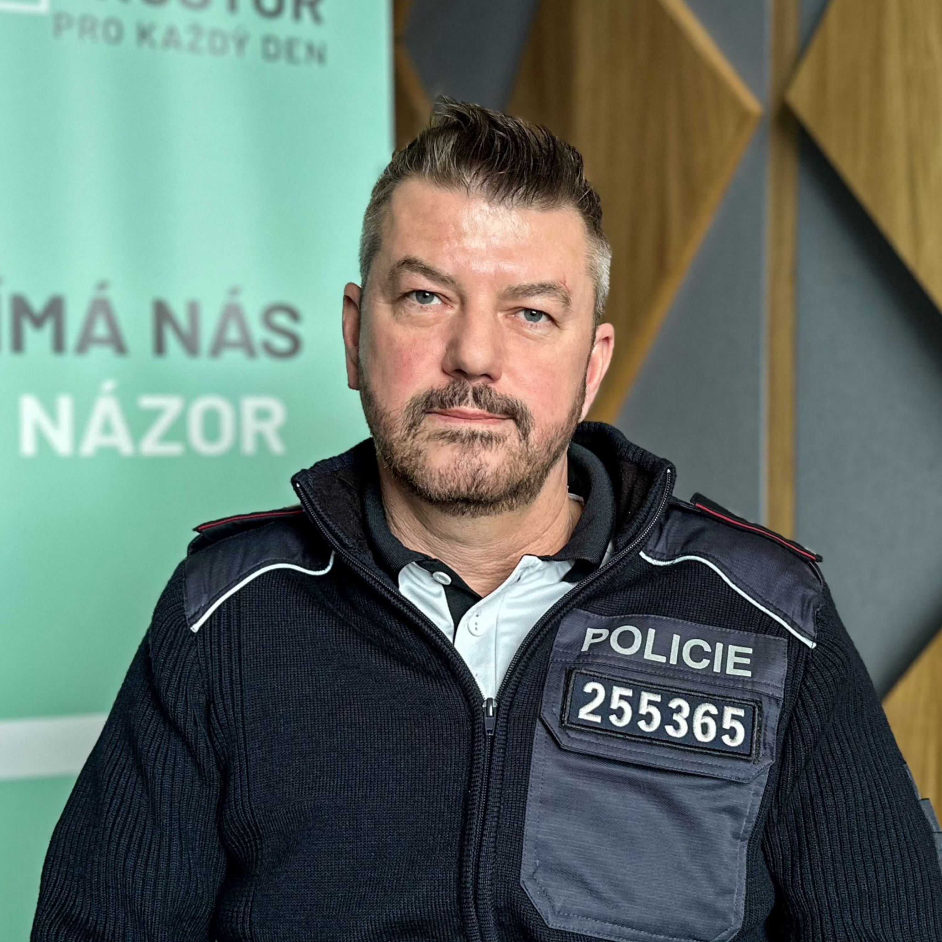 Šéf dopravní policie Jiří Zlý: Vysoké ego za volant nepatří. Největším problémem je překračování rychlosti episode artwork