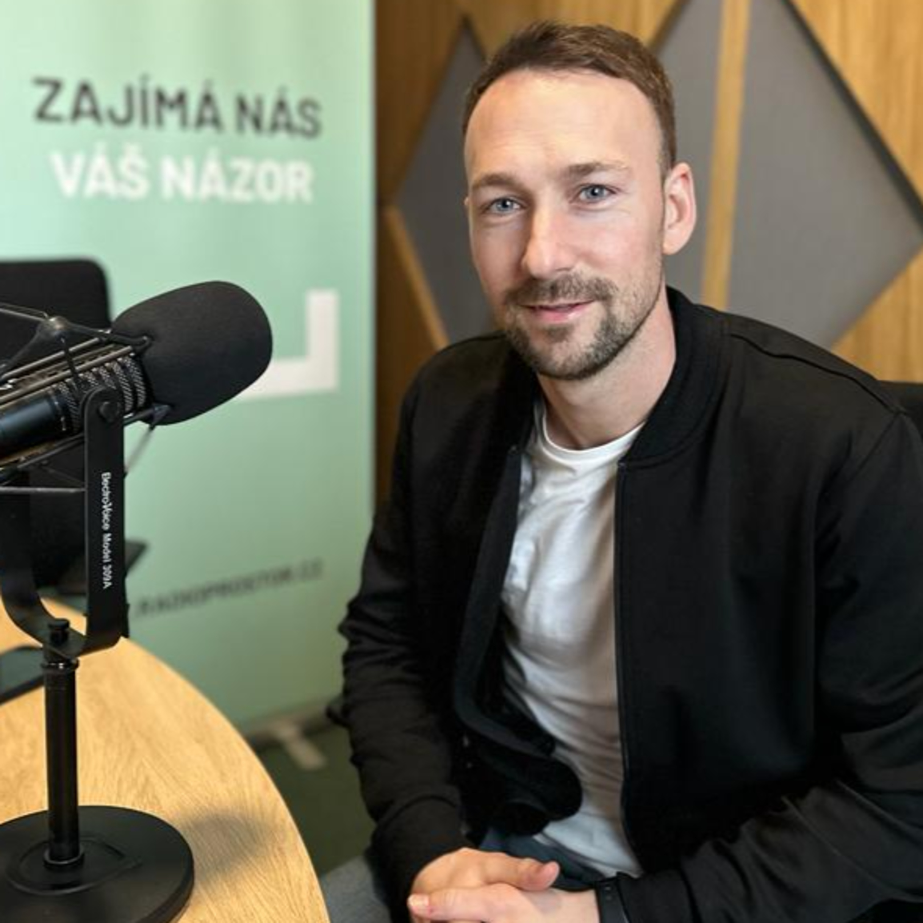 Organizátor Jizerské 50: Pokud nemáte zamluvené parkovací místo, ani sem nejezděte. Letošním trhákem bude Neumannová, Kreuziger nebo Kohák episode artwork