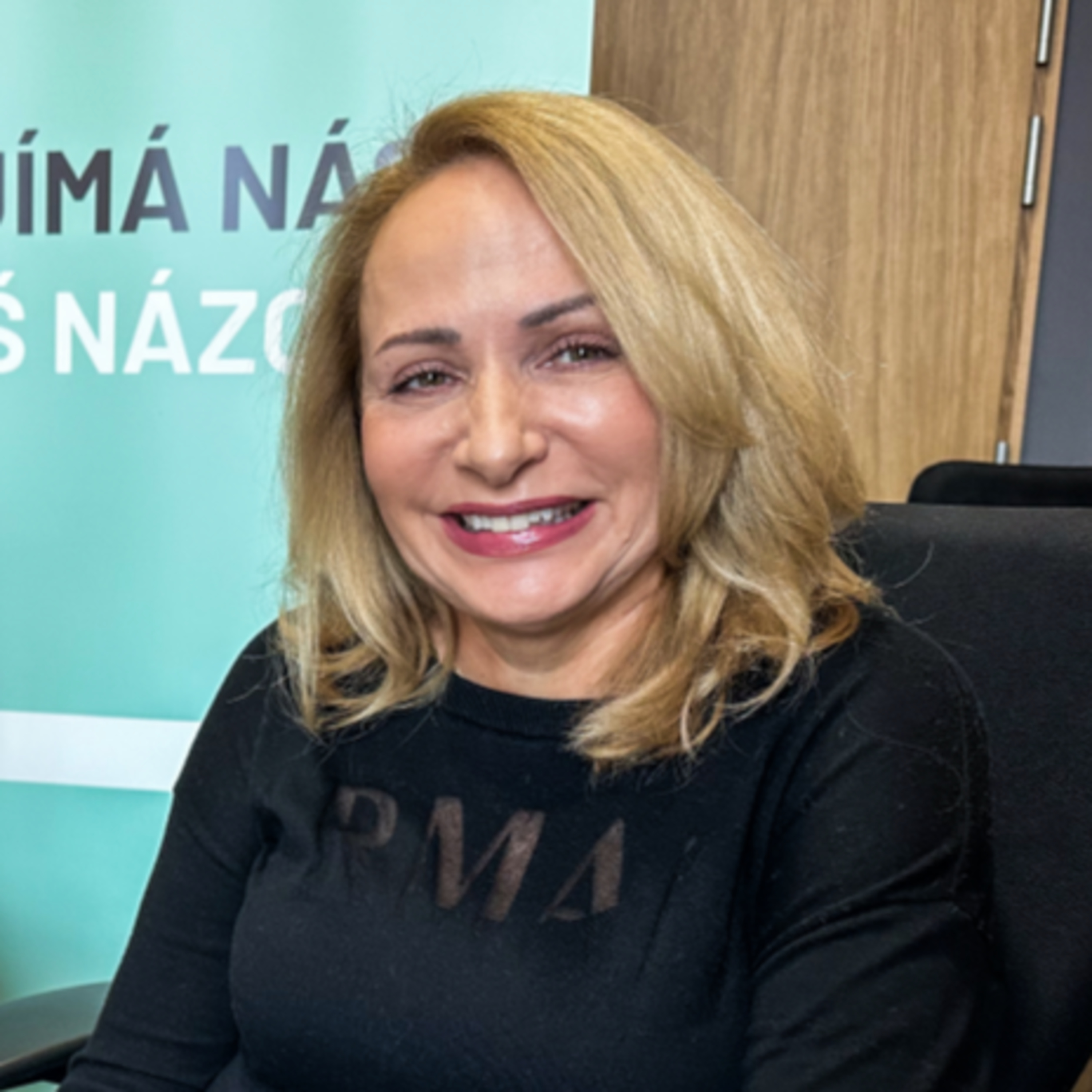 Adriana Krnáčová: Babiš mě nezklamal. Zklamaná jsem z nás všech, že jsme mu to neprokoukli dřív episode artwork