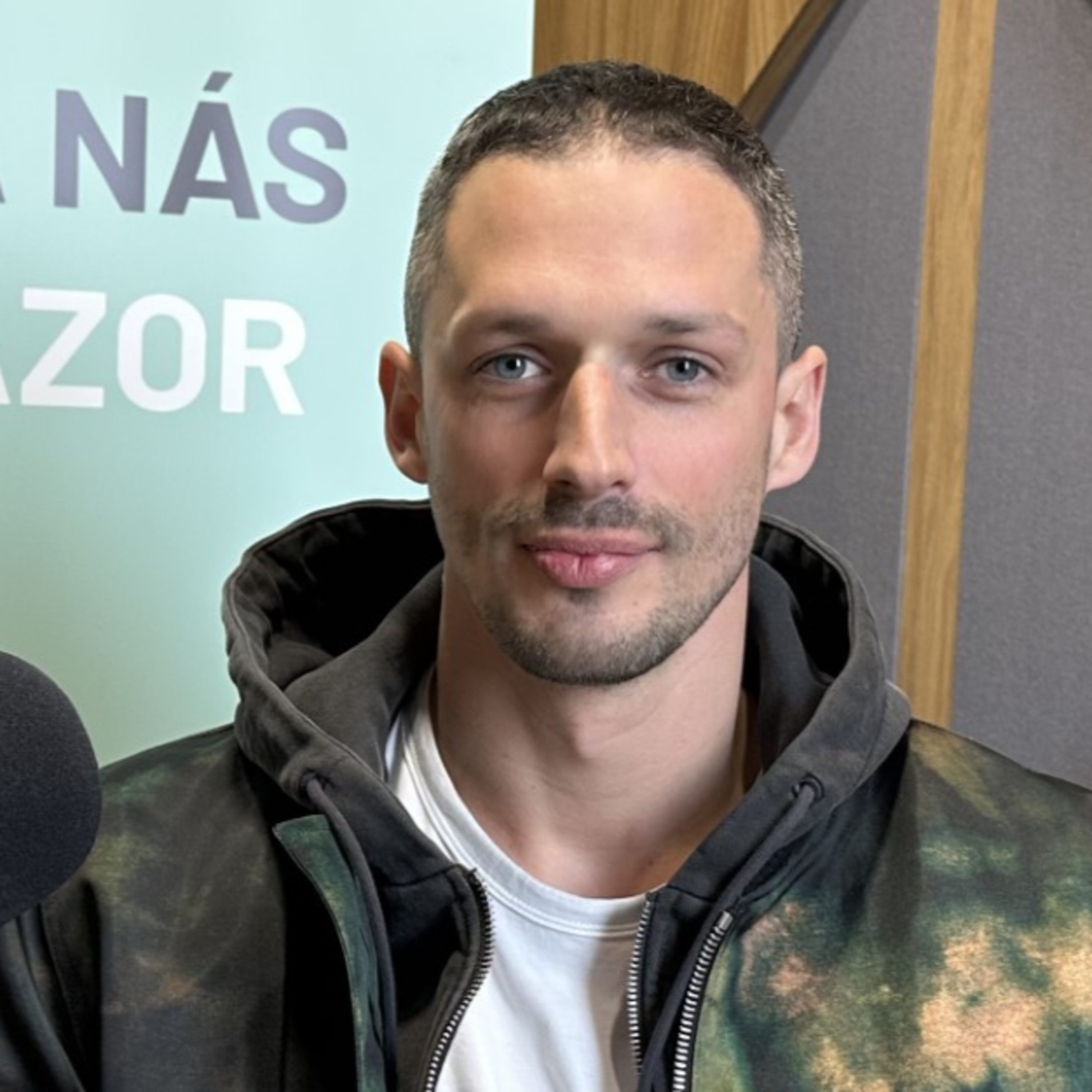 Designový umělec Novák: I prasklý kus skla má svůj příběh episode artwork