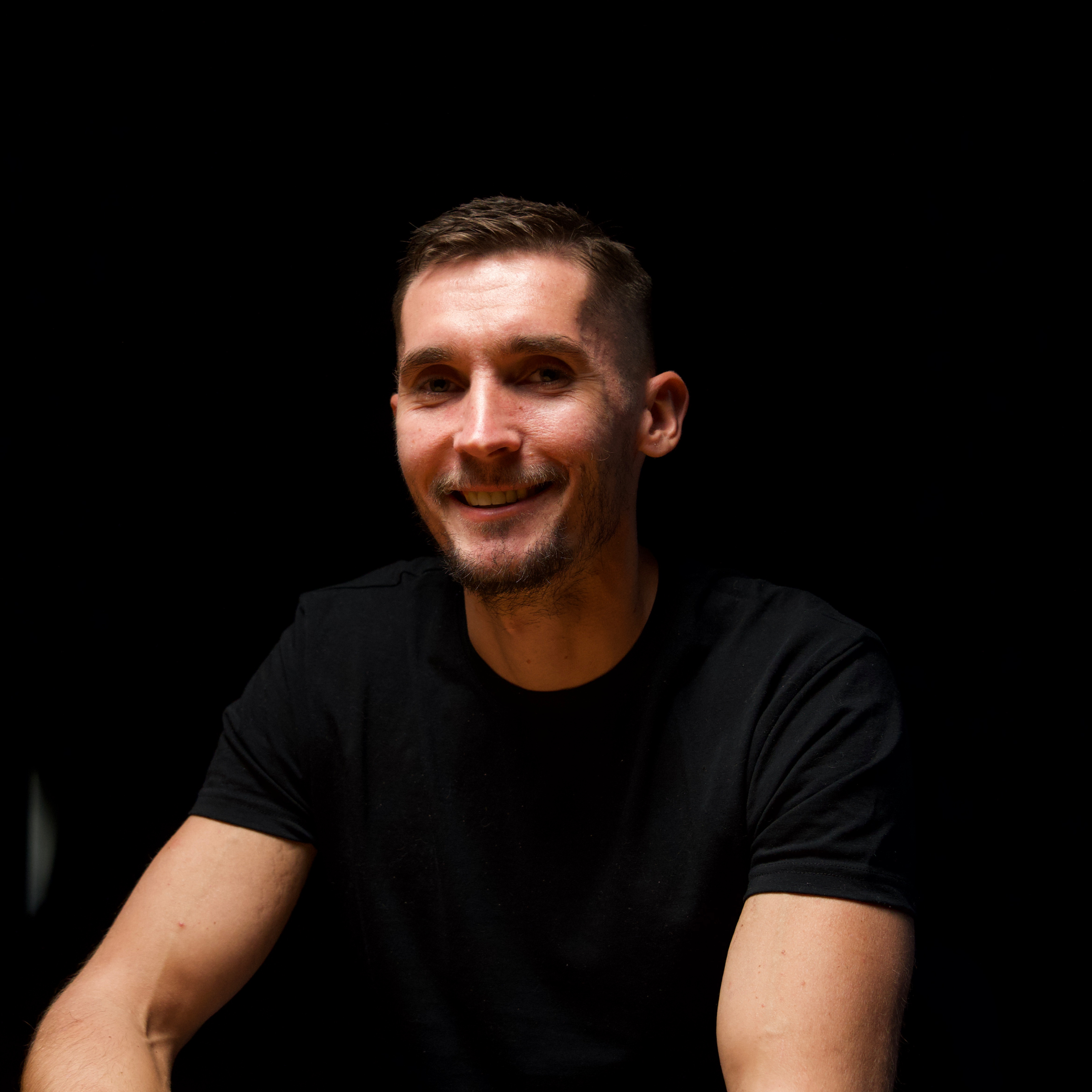 Světlo řídí tvoje tělo: spánek, hormony, výkon i zdraví | Jaroslav Lachký