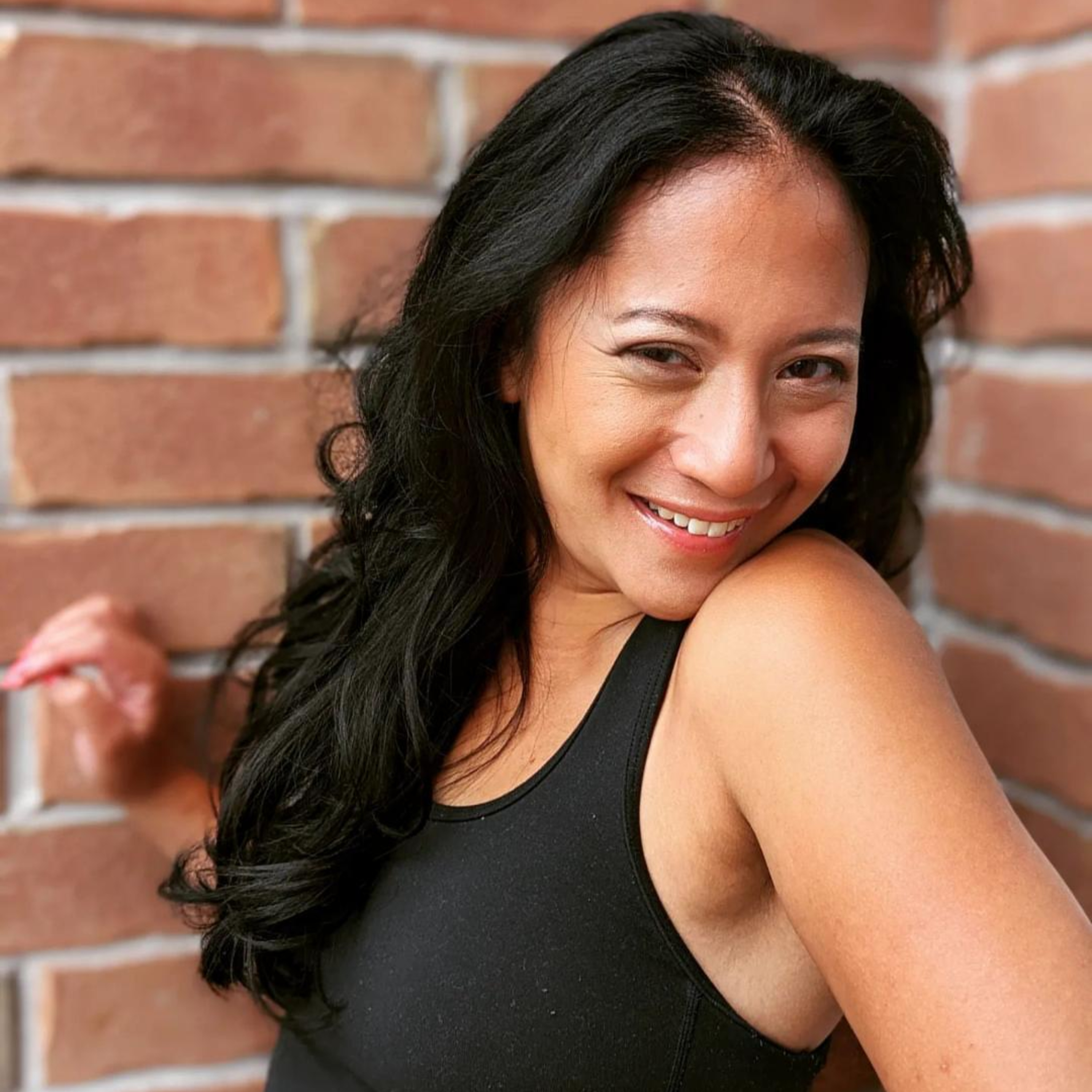 Carolina DG on Starting Stand-Up, Beating the Fear of Bombing, and Owning the Stage