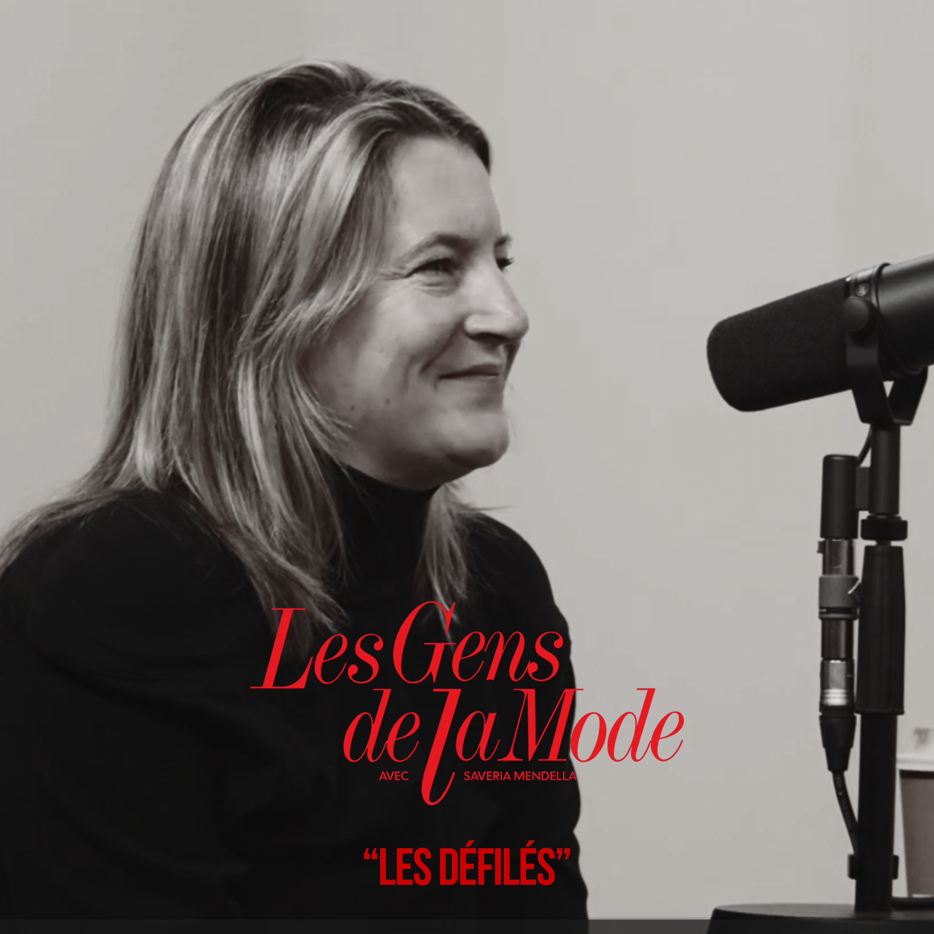 LES DÉFILÉS - HÉLÈNE GUILLAUME