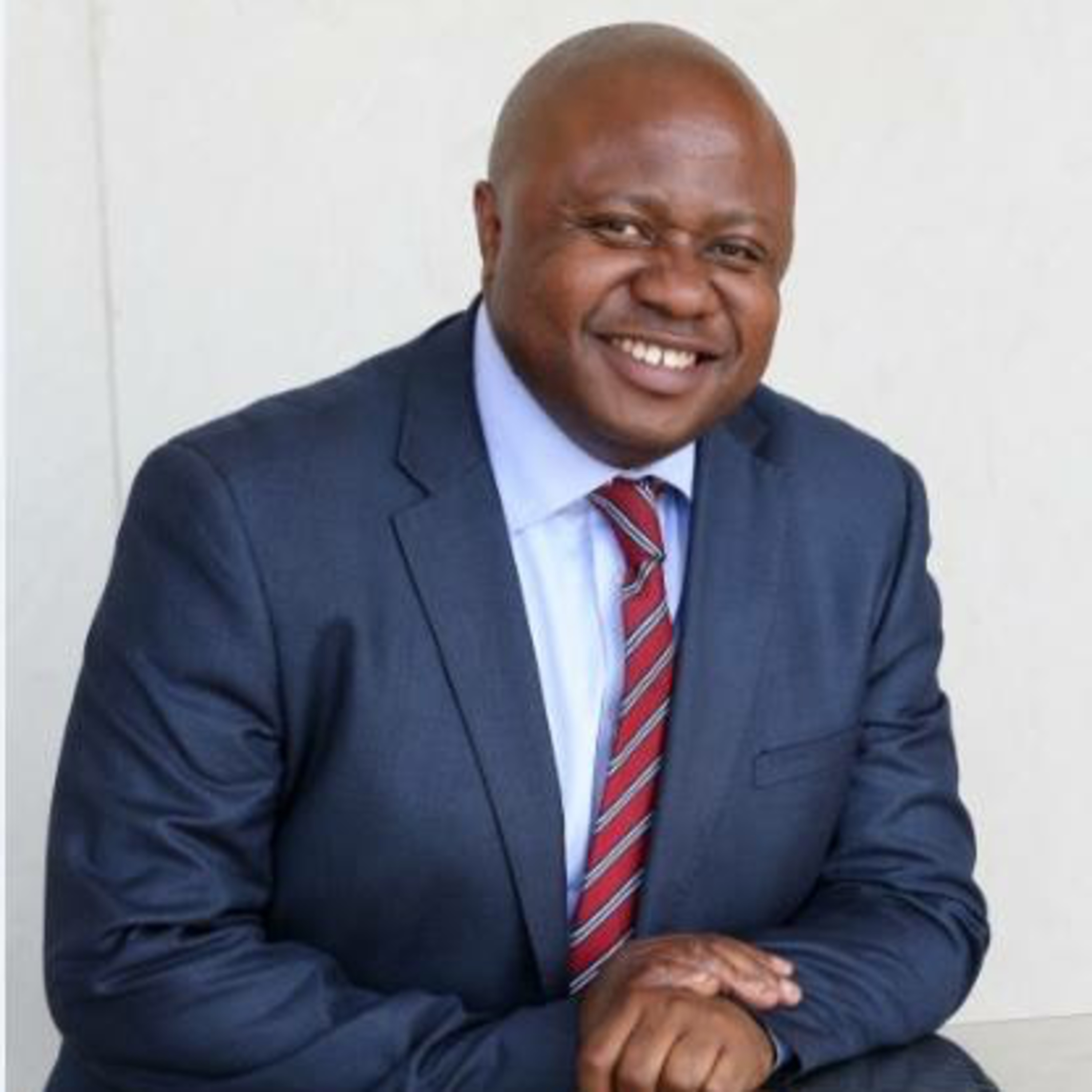 SuperLead Podcast Episode 8 with Dr Roche Mamabolo, Author and Entrepreneur of the Start-Up Revolution (Fit In or Stand Out), discussing innovating for social impact episode artwork