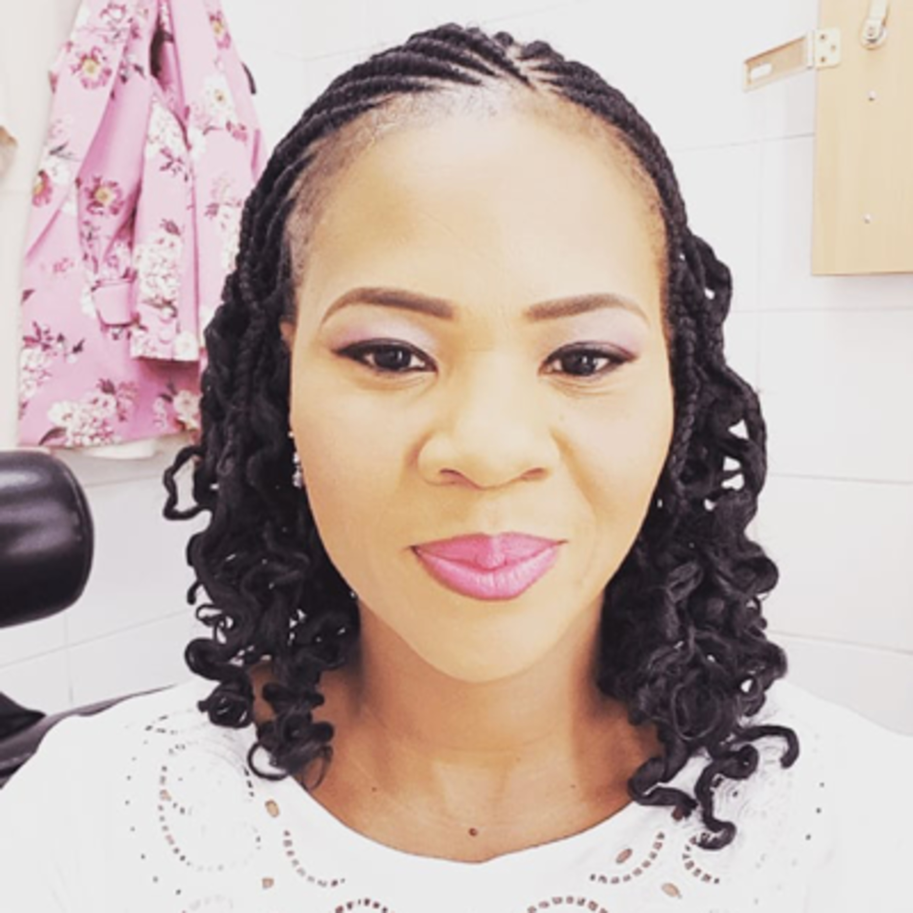SuperLead Podcast Episode 38 with Veronica Motloutsi, CEO of SmartDigital Solution, discussing overcoming challenges to Top Entrepreneur of the year episode artwork