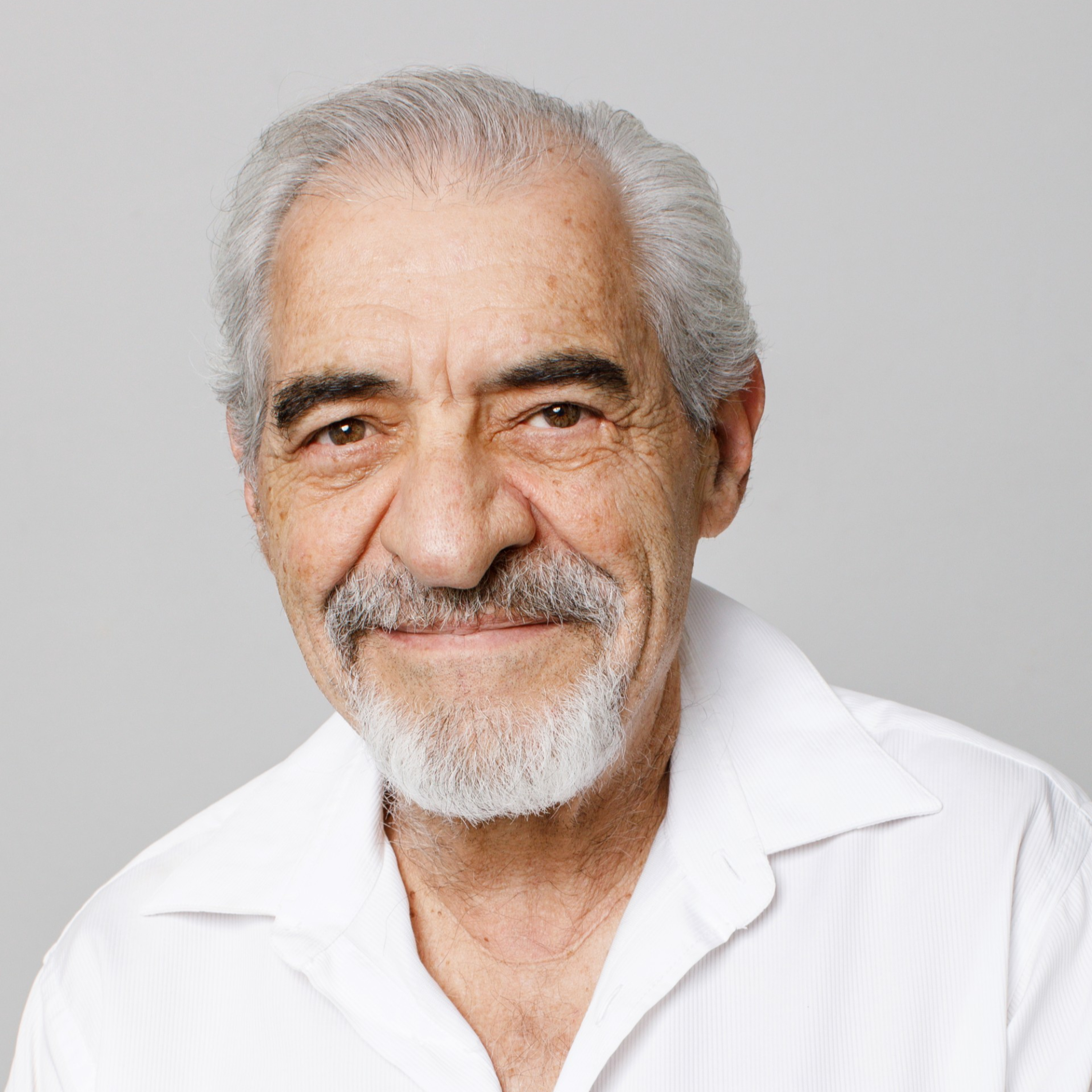 SuperLead Podcast Episode 150 with Ian Fuhr, Serial Entrepreneur, author, and founder of the Sorbet Group, the Hatch Institute and The Human Bridge Movement.
