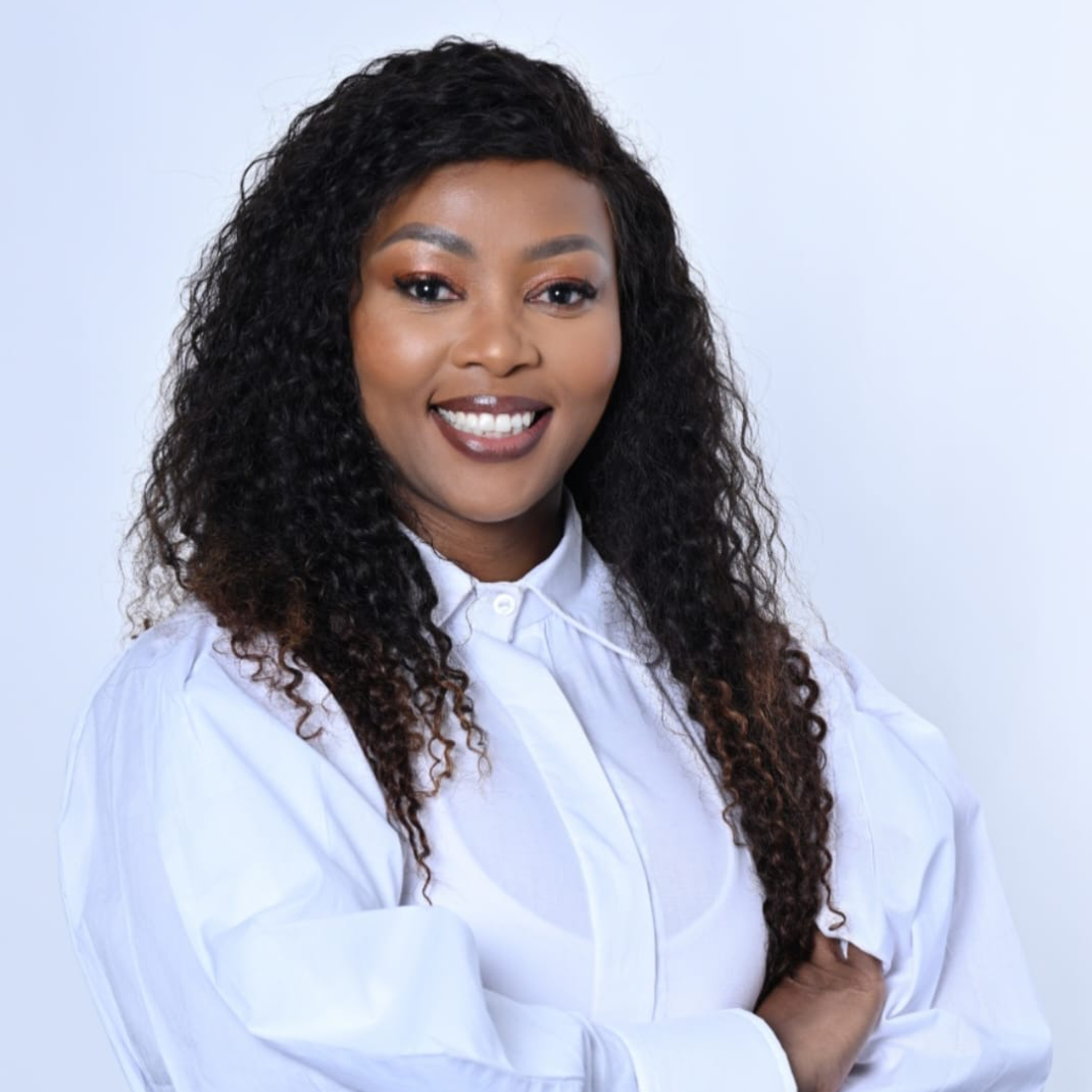 SuperLead Podcast Episode 160 with Gugu Mkhize who is a multi-awarding winning business leader with a career spanning over 20-years in various sectors.