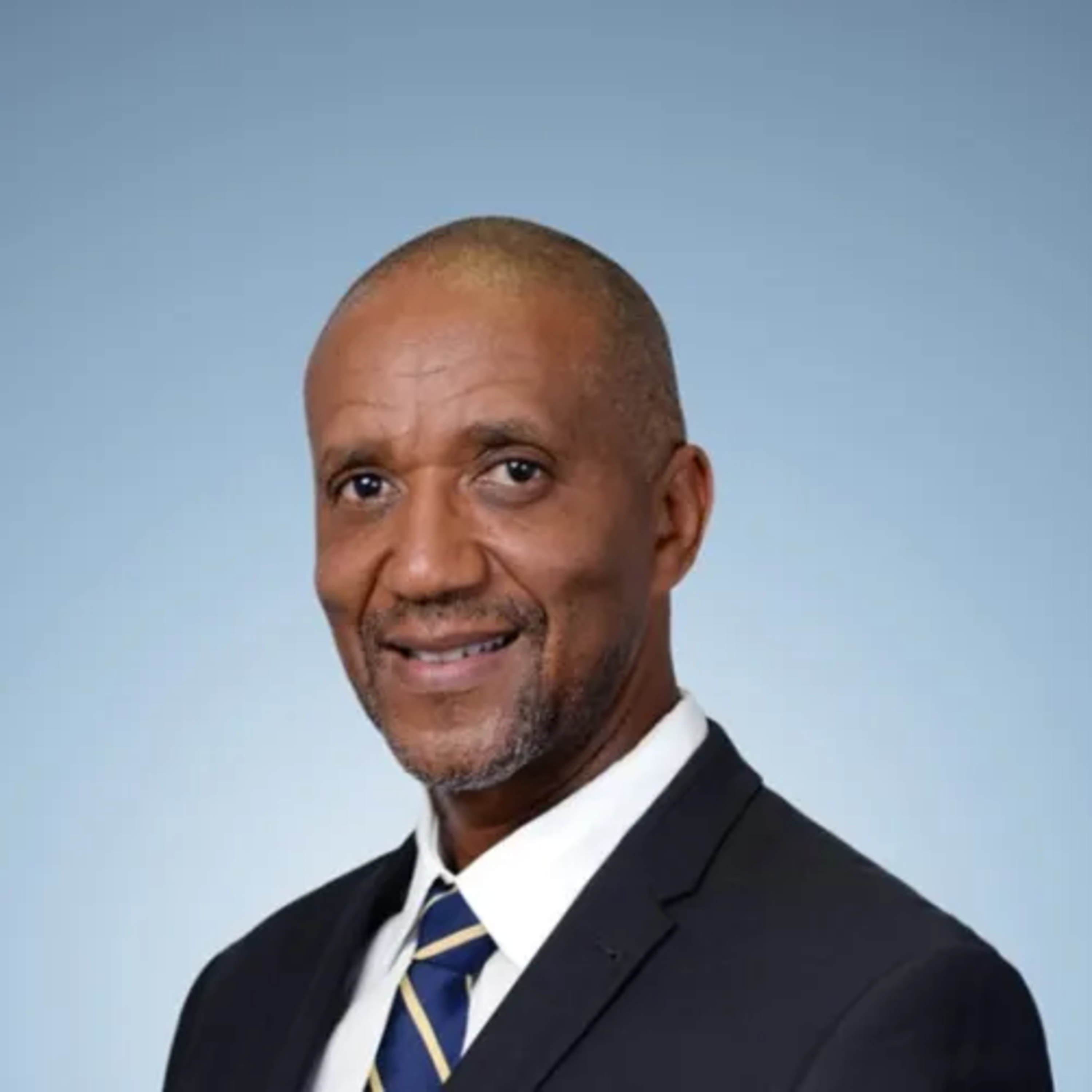 SuperLead Podcast Episode 165 with Oabona Kgengwenyane, founder and CEO of Innolead Consulting and author of Innolead: Unpacking the Inner Game of African Entrepreneurship.