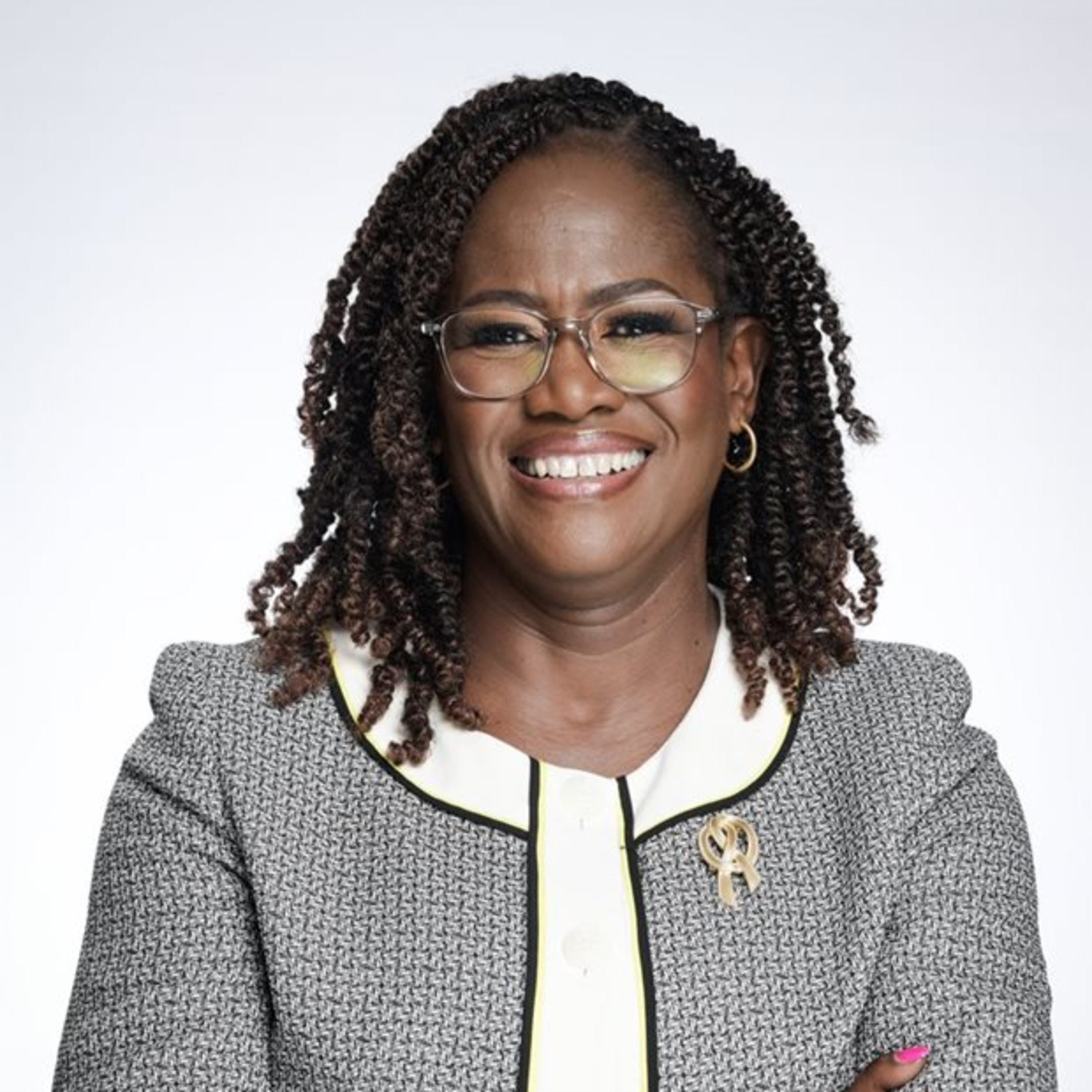 SuperLead Podcast Episode 177 with Former Bidvest Financial Services CEO Hannah Sadiki as she reflects on her journey of leadership.