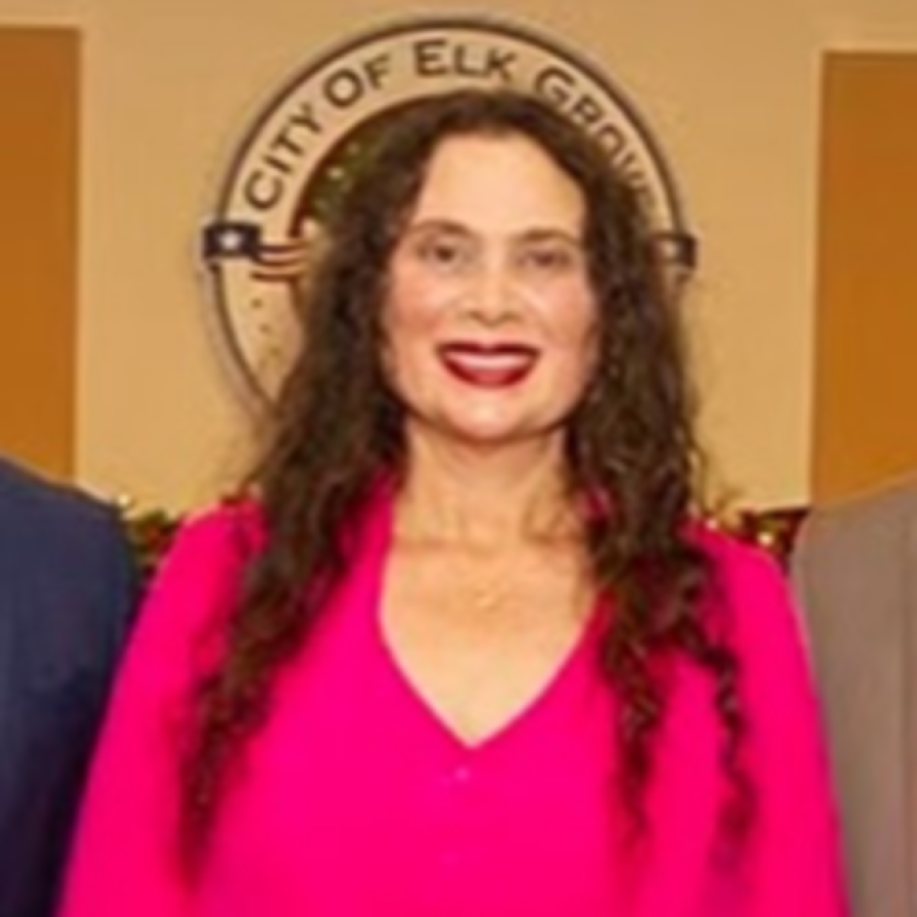 City of Elk Grove; News Minute Podcast - Does Elk Grove need lobbyist when we have Mayor Bobbie Singh-Allen? episode artwork