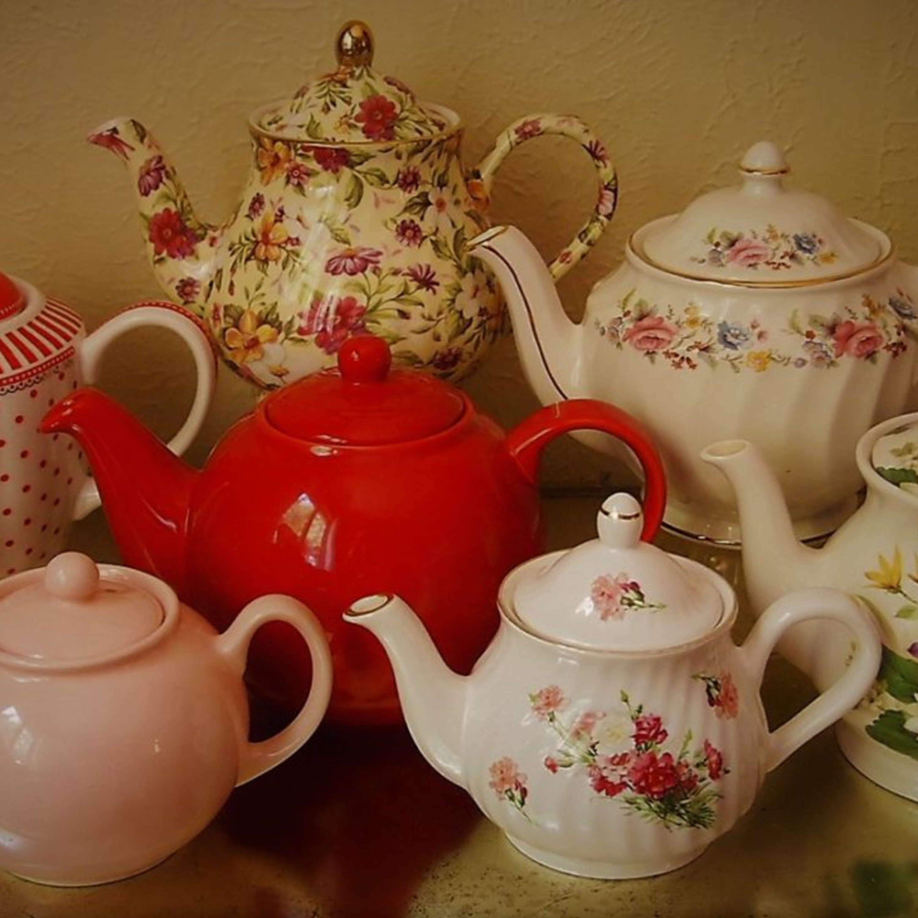 SpiriteaDrinks - A Podcast Journey through Tea, Teapots, Drinks, and Food